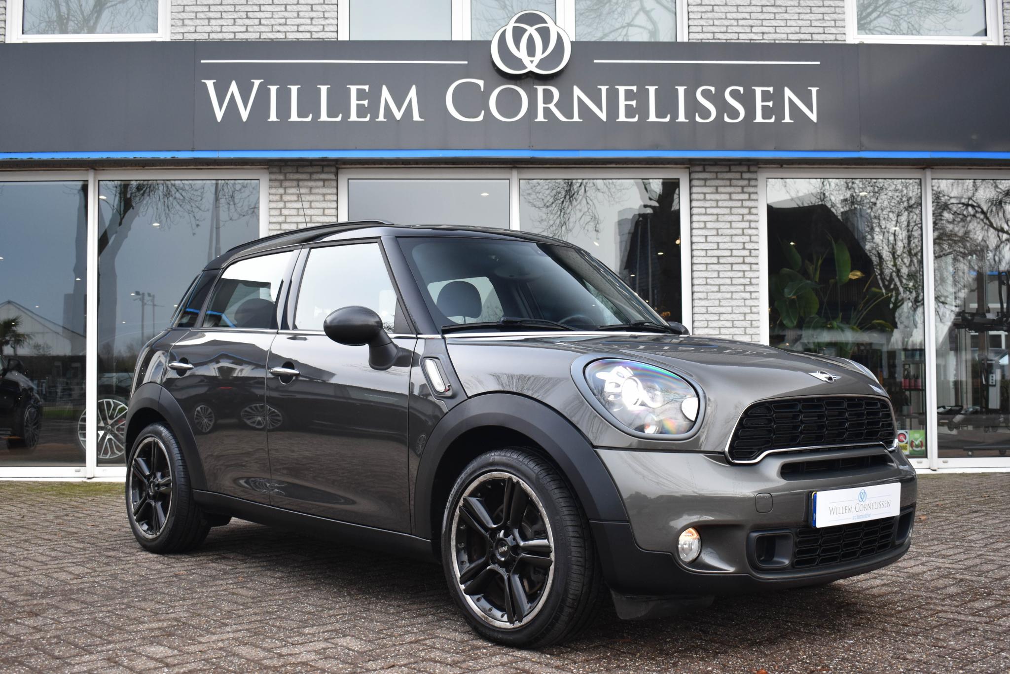 Mini Countryman 1.6 Cooper S Chili Leder Navi Stoelverwarming 2012 - voorkant