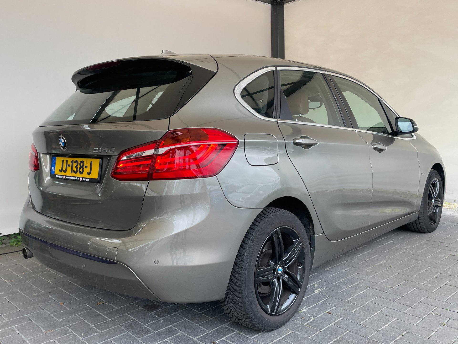 Foto van BMW 214d Active Tourer