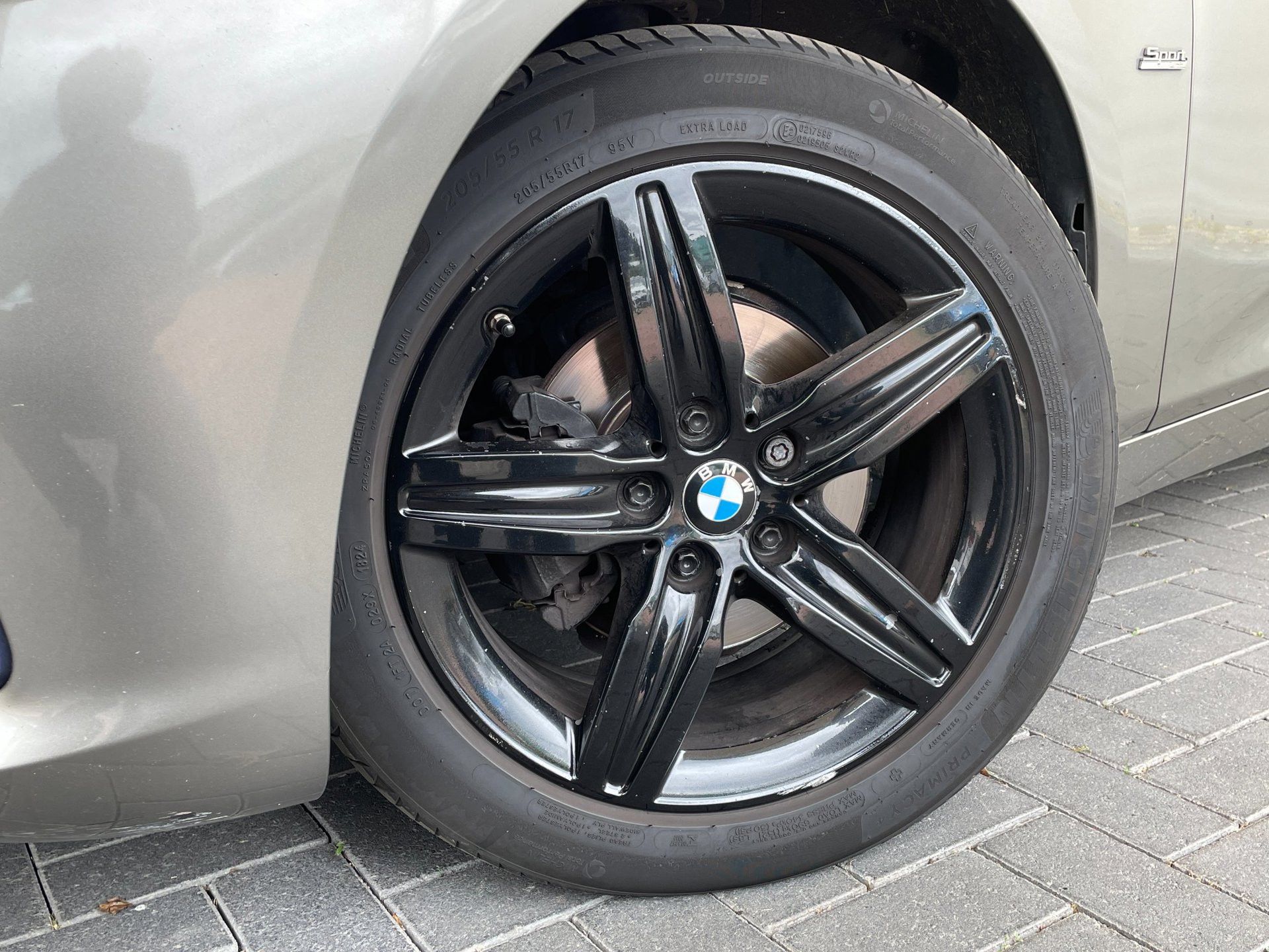 Foto van BMW 214d Active Tourer