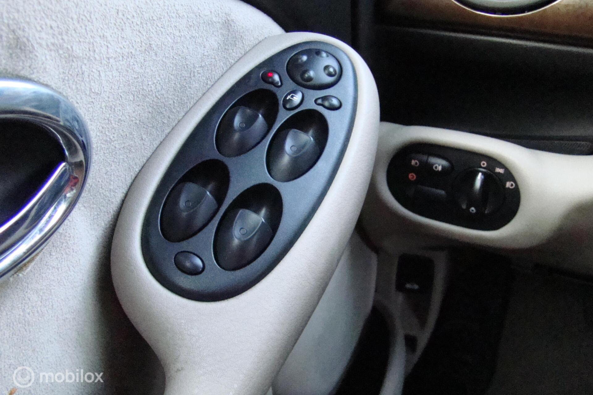 Foto van Rover Rover 75