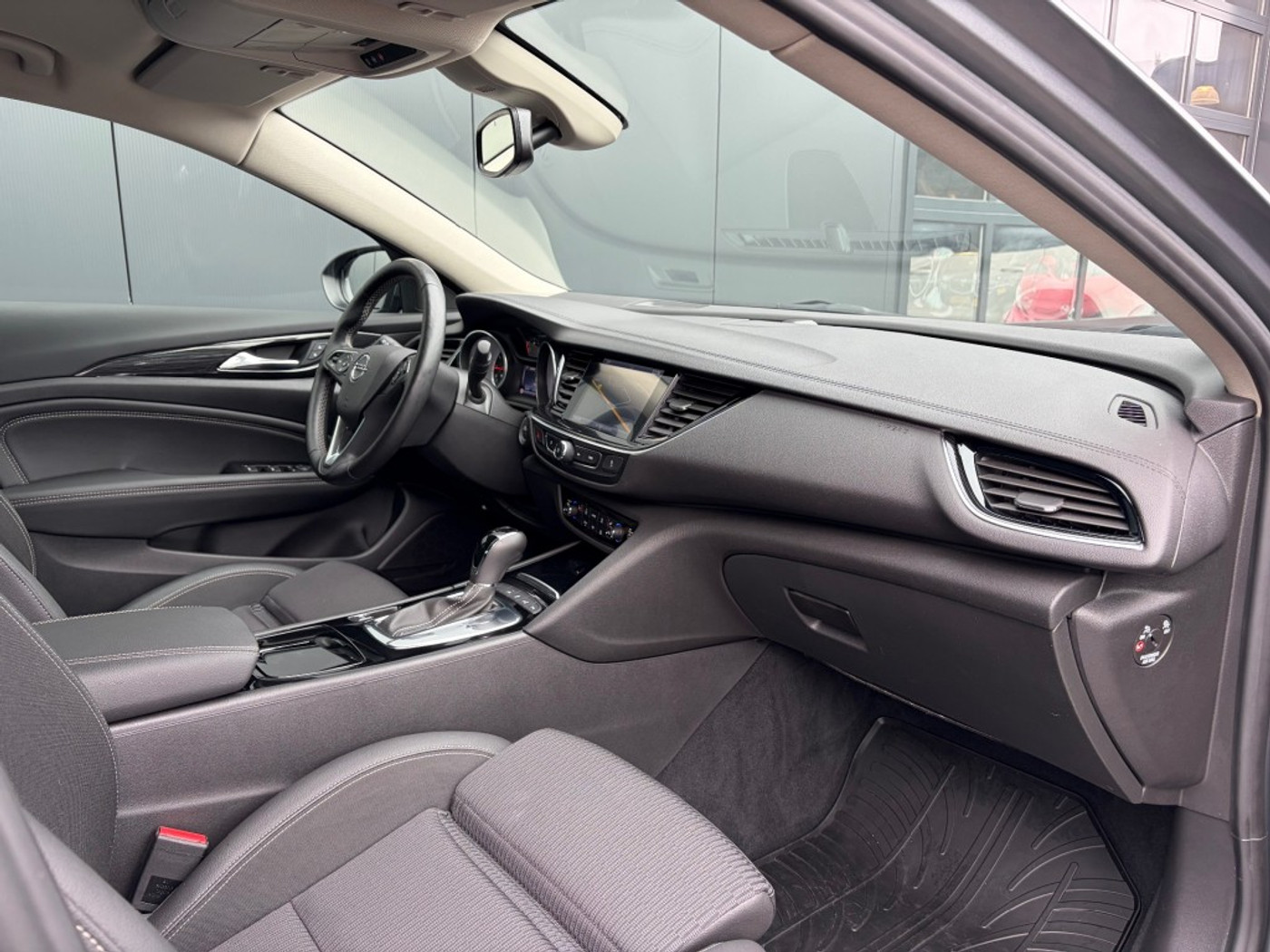 Foto van Opel Insignia Grand Sport