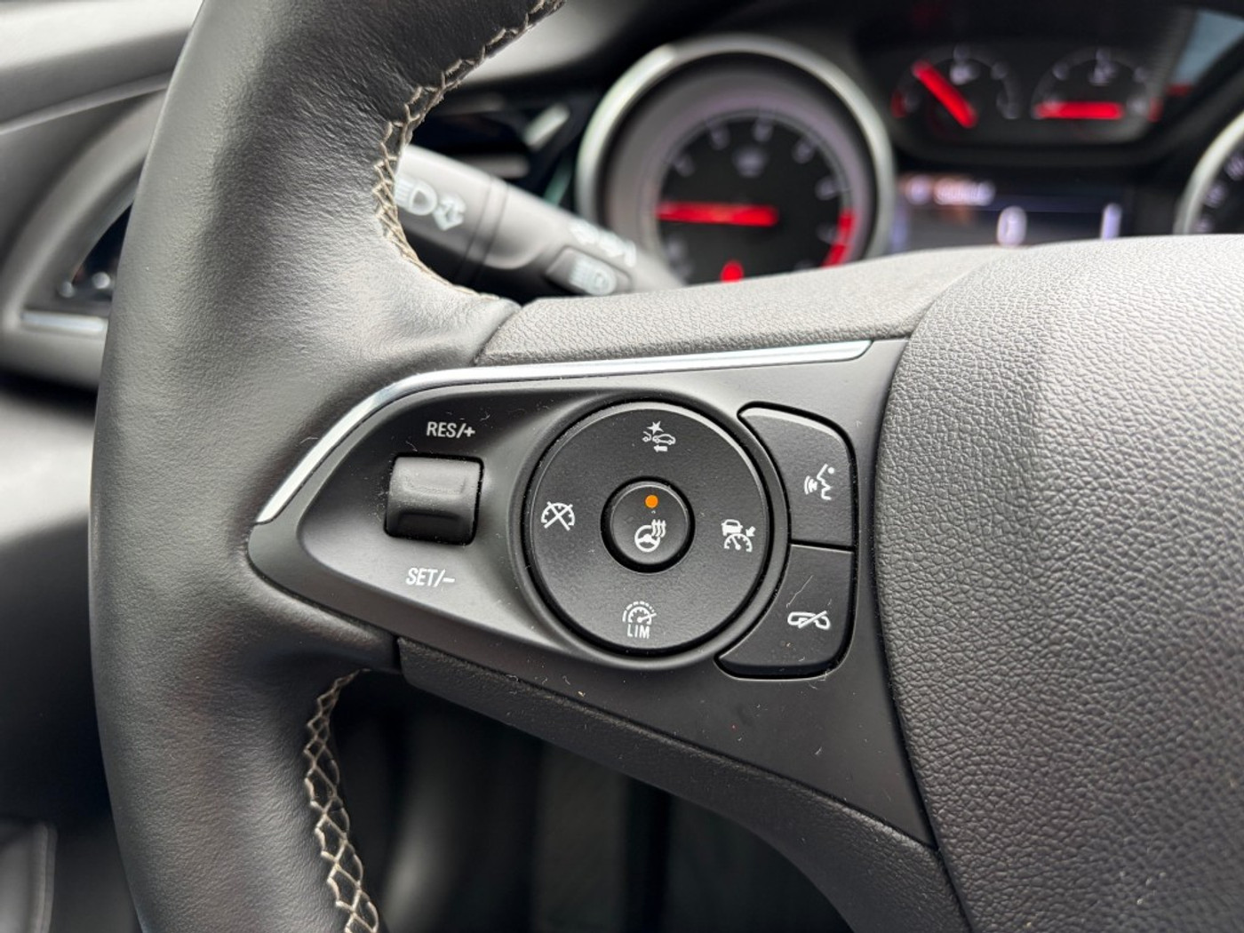 Foto van Opel Insignia Grand Sport