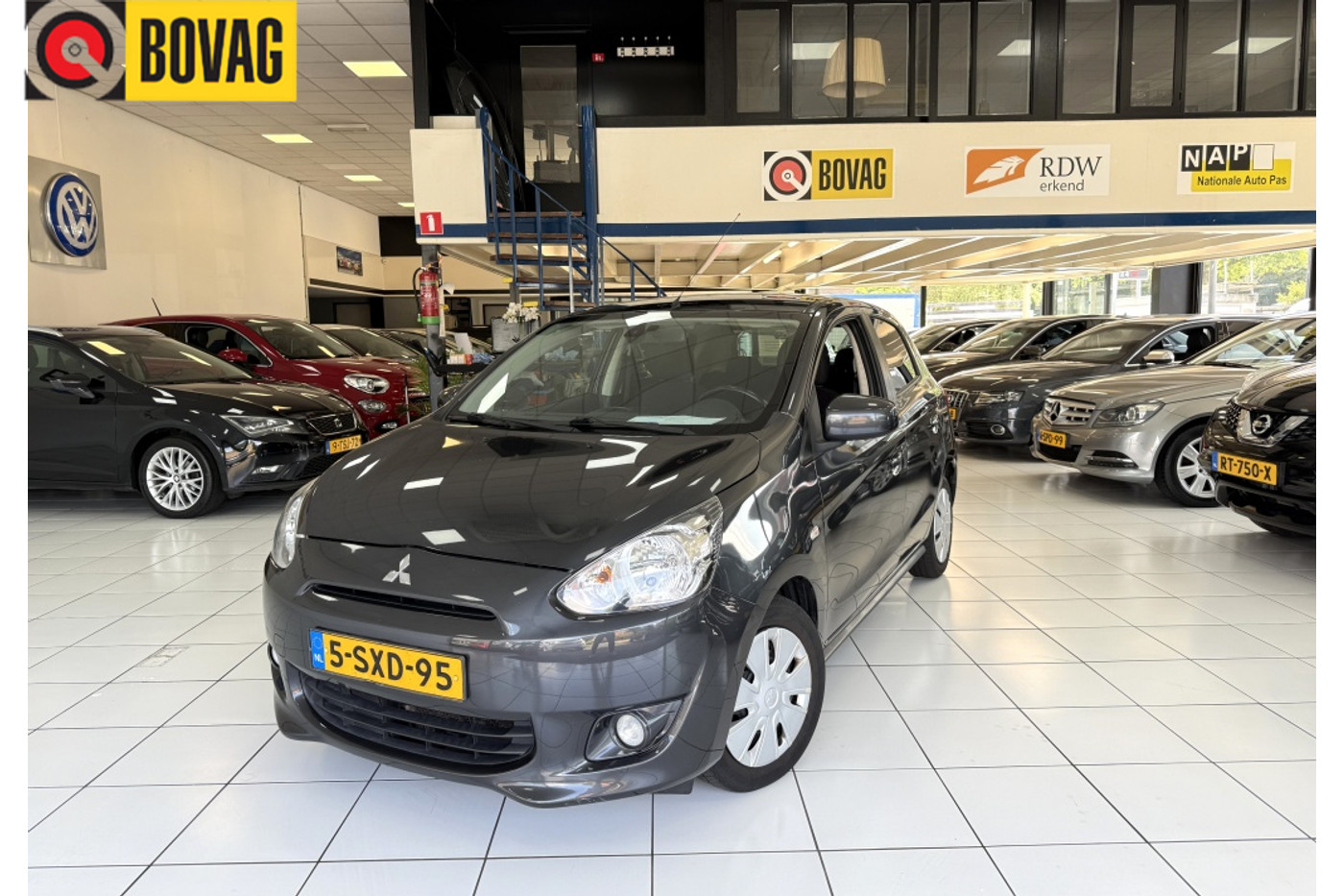 Mitsubishi Mitsubishi Space Star 1.0 Intense Airco Bovag garantie 2013 - voorkant