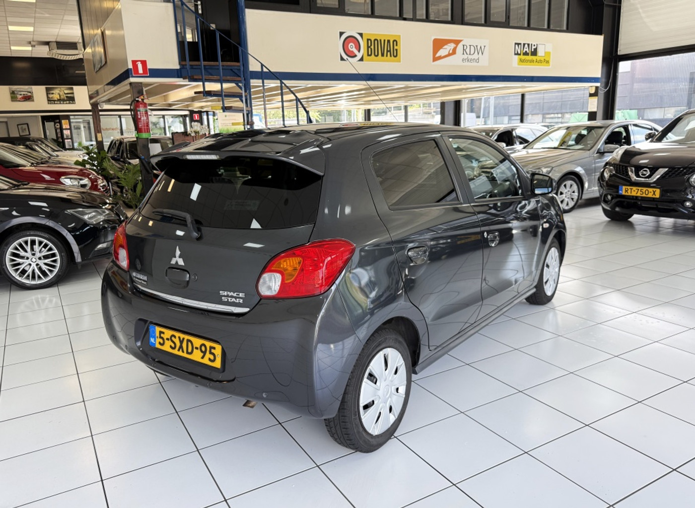 Foto van Mitsubishi Mitsubishi Space Star