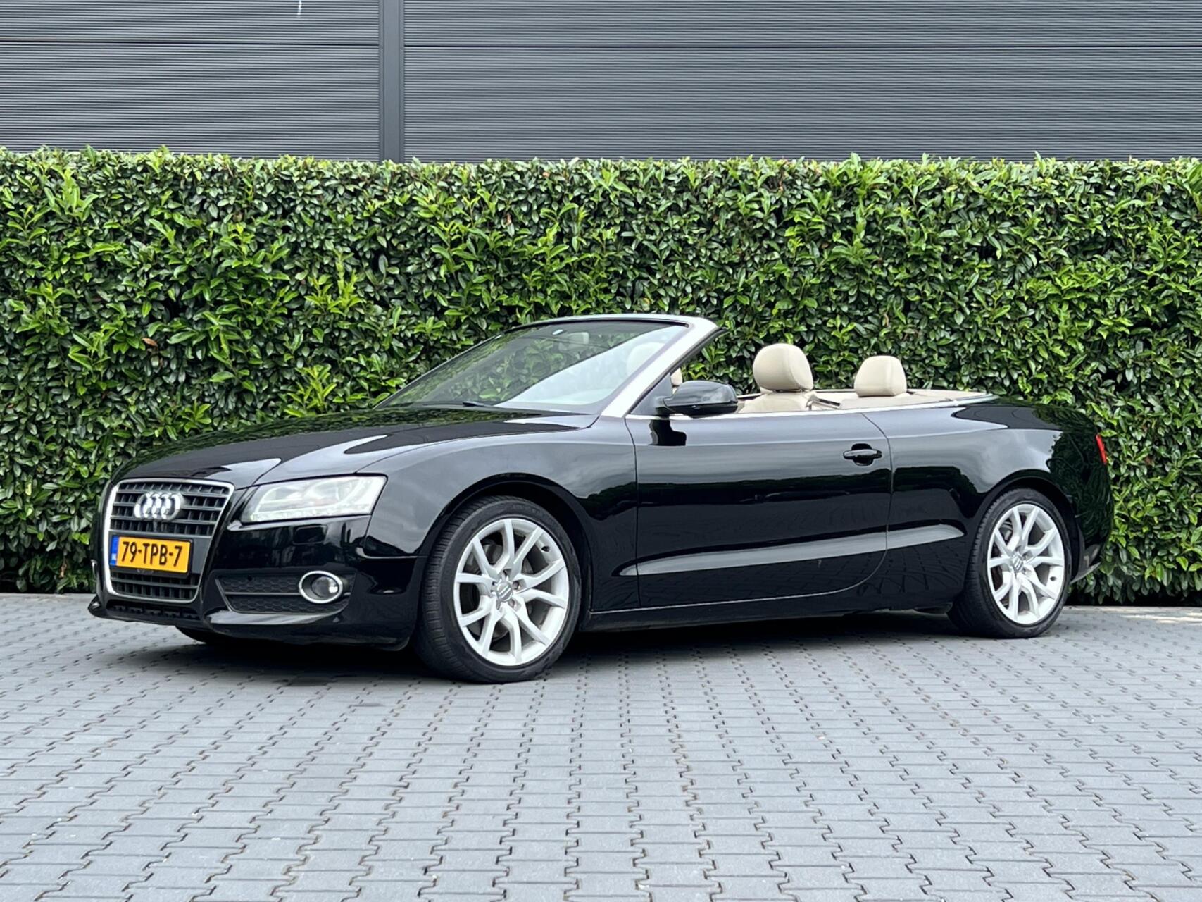 Audi Audi A5 Cabriolet 2.0 TFSI quattro Pro Line, LEDER, CRUISE CONTROL, CLIMATE CONTROL, STOELVERWARMING, ELEKTRISCHE STOELEN, LICHTMETAAL 18" 2010 - voorkant