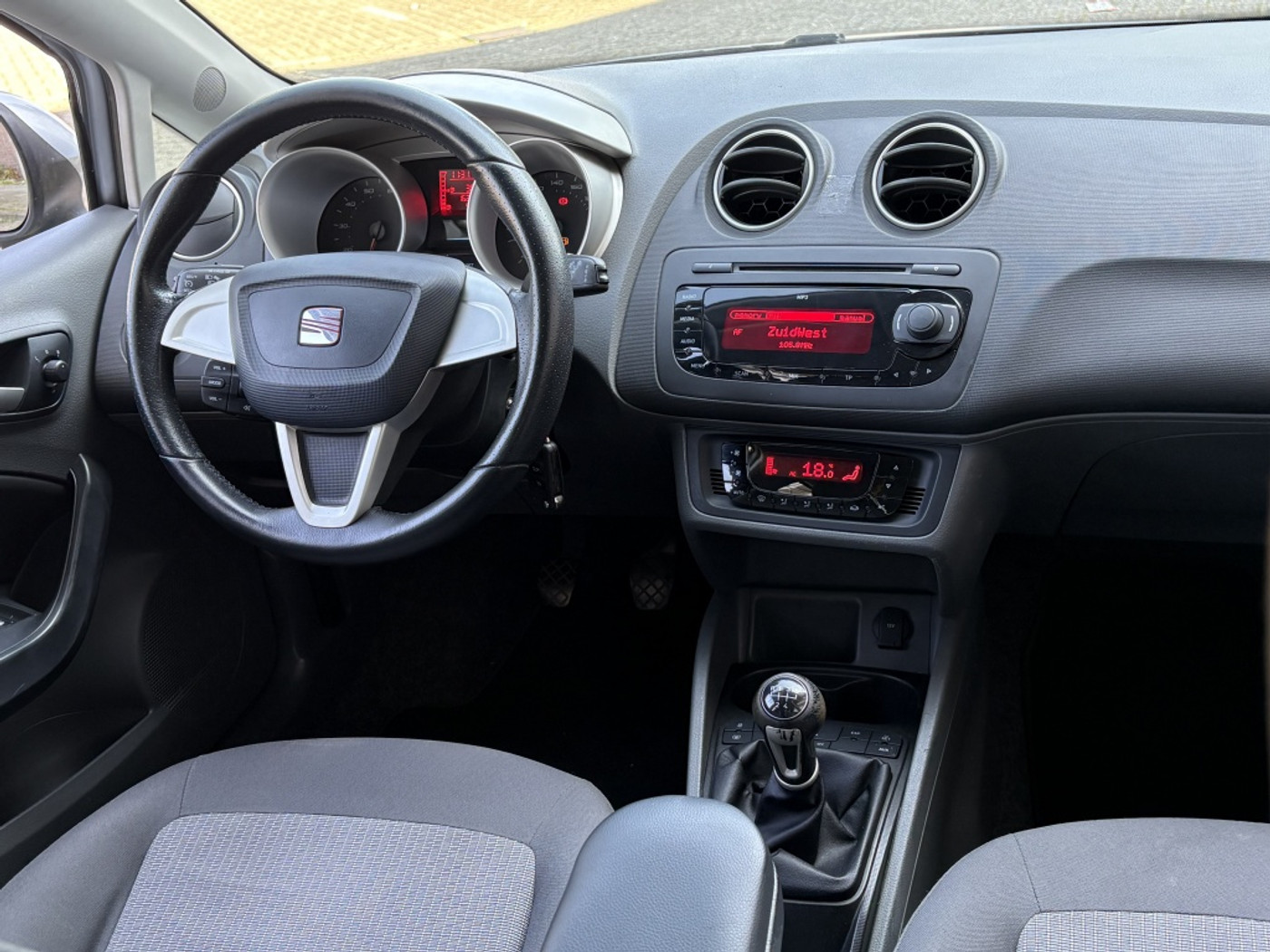 Foto van Seat Ibiza ST