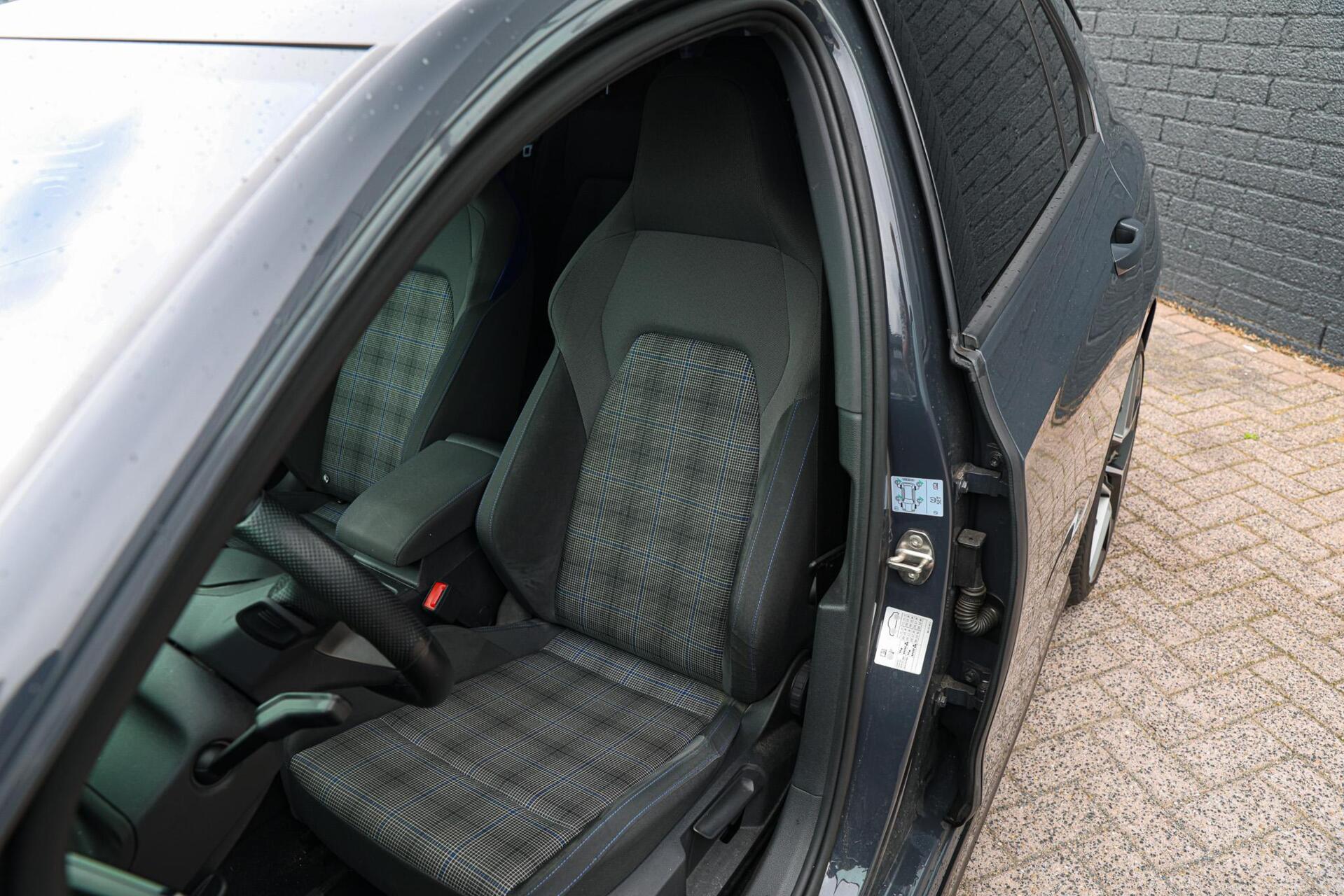 Foto van Volkswagen Golf GTE