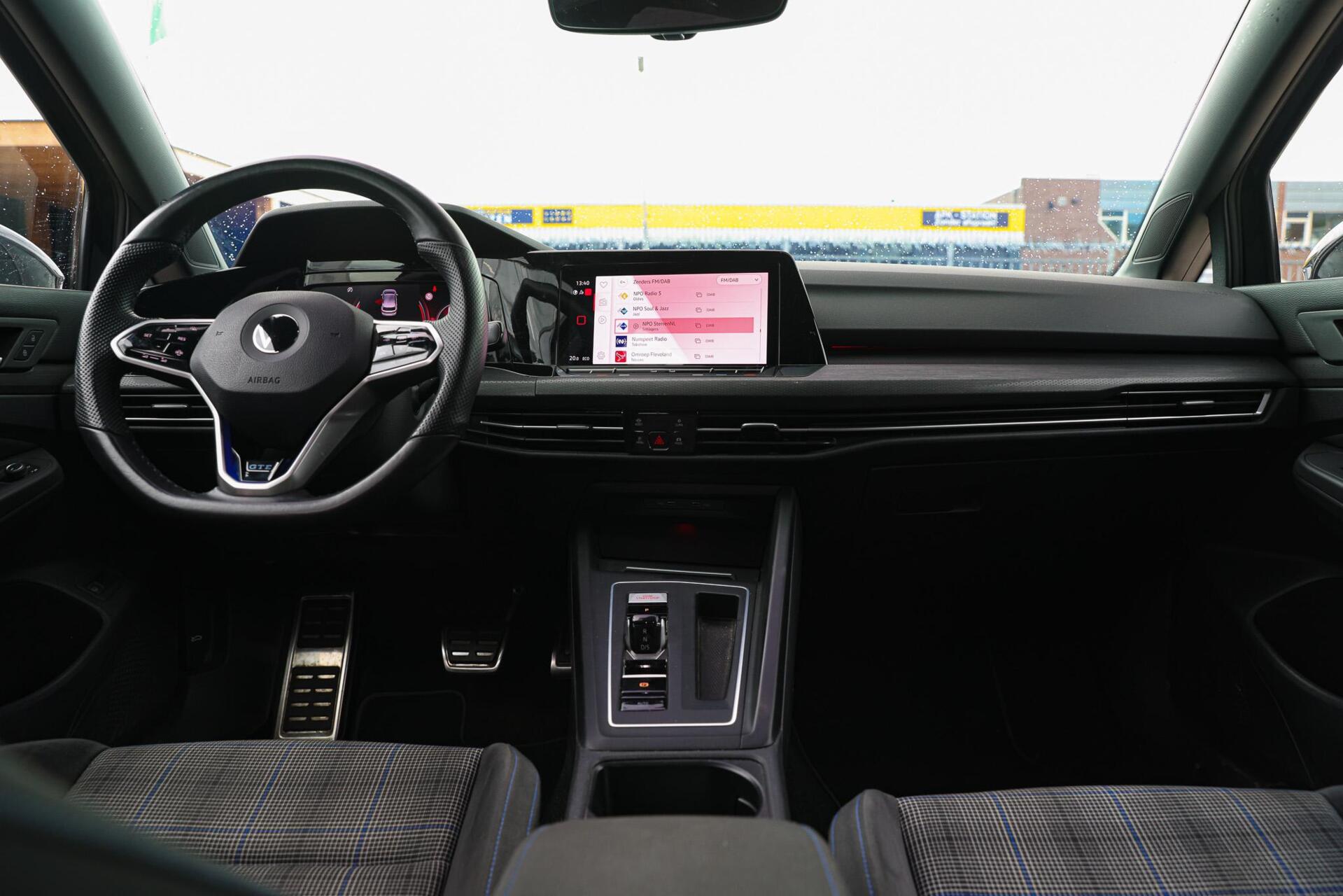 Foto van Volkswagen Golf GTE