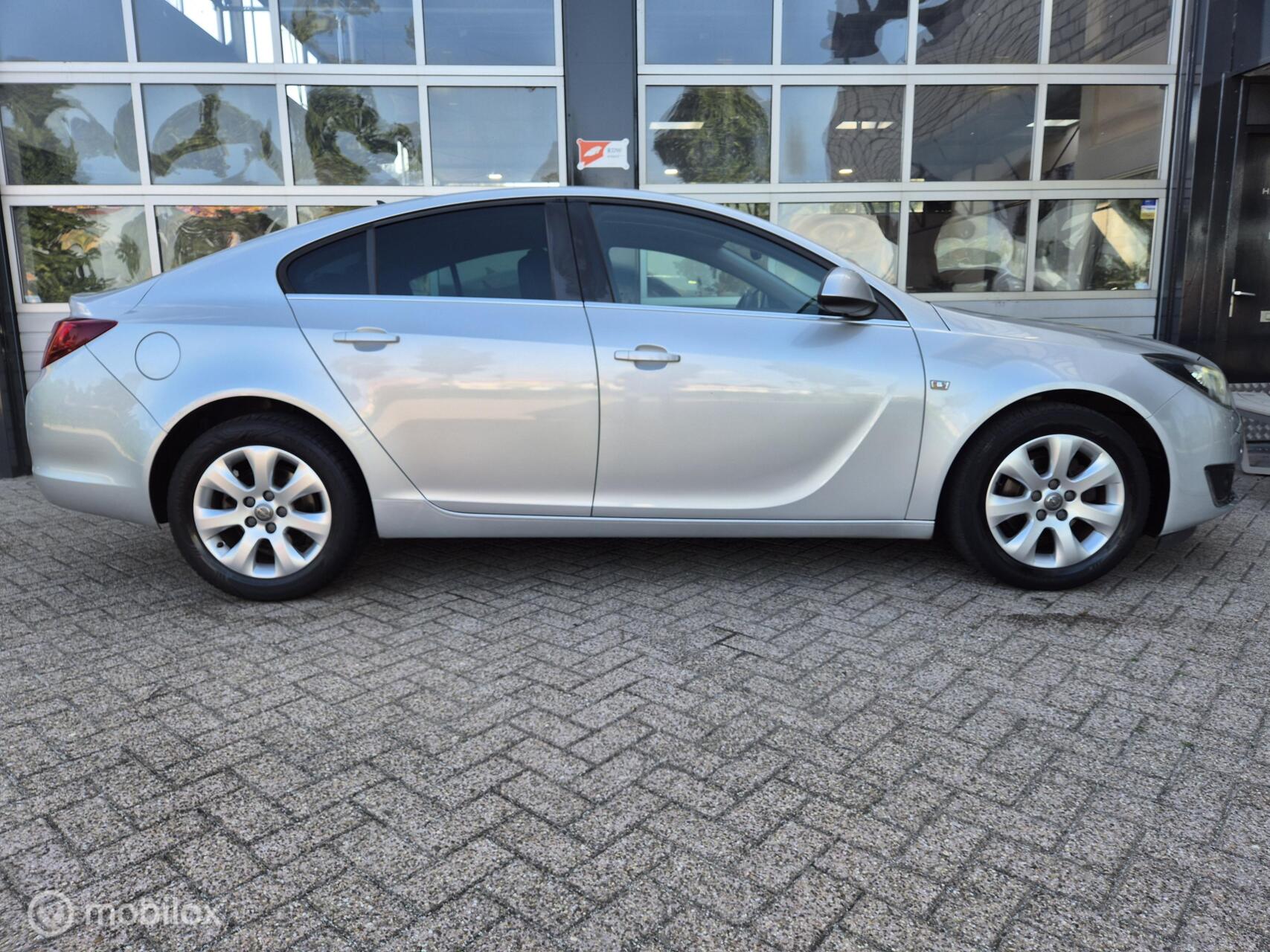 Foto van Opel Insignia Limousine HB