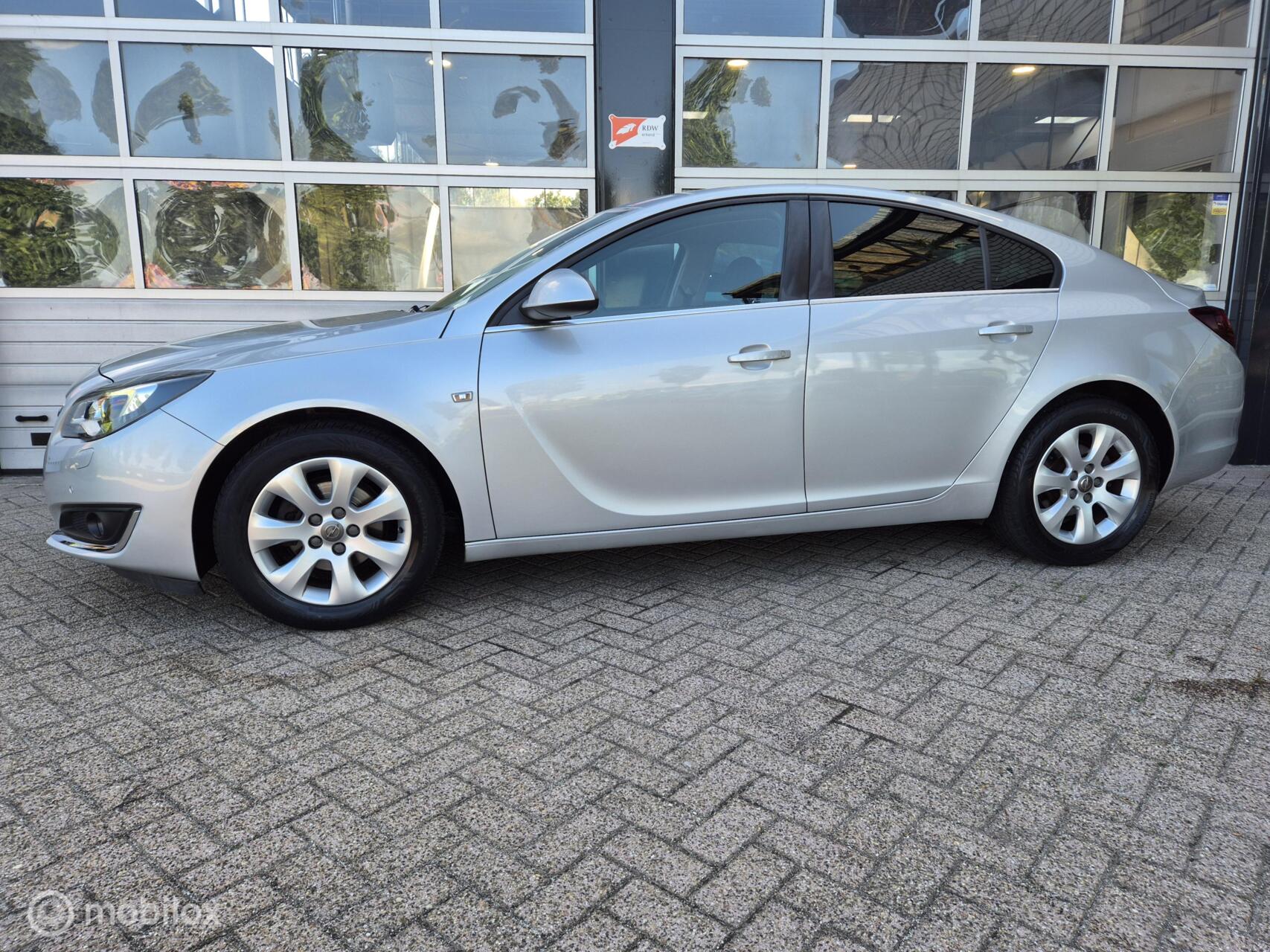 Foto van Opel Insignia Limousine HB