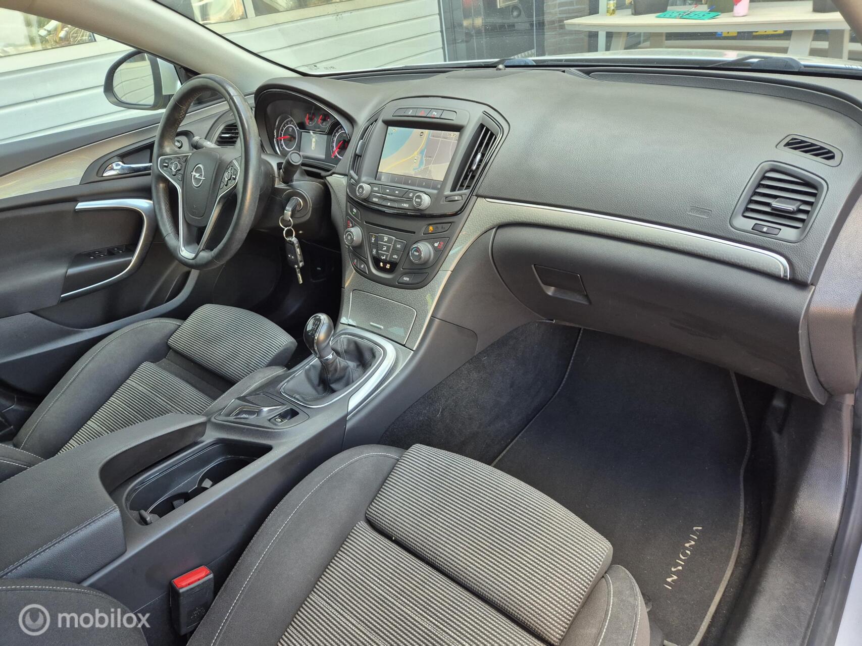 Foto van Opel Insignia Limousine HB