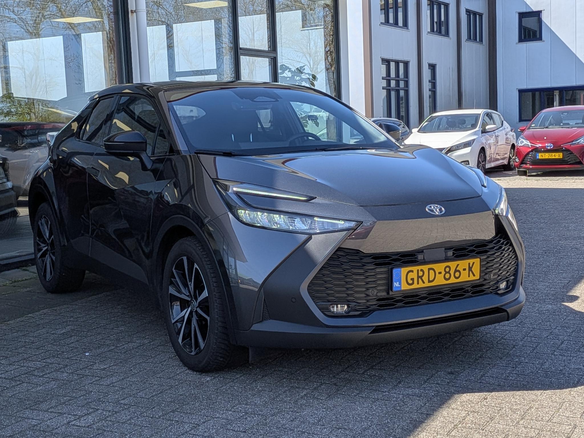 Foto van Toyota C-hr