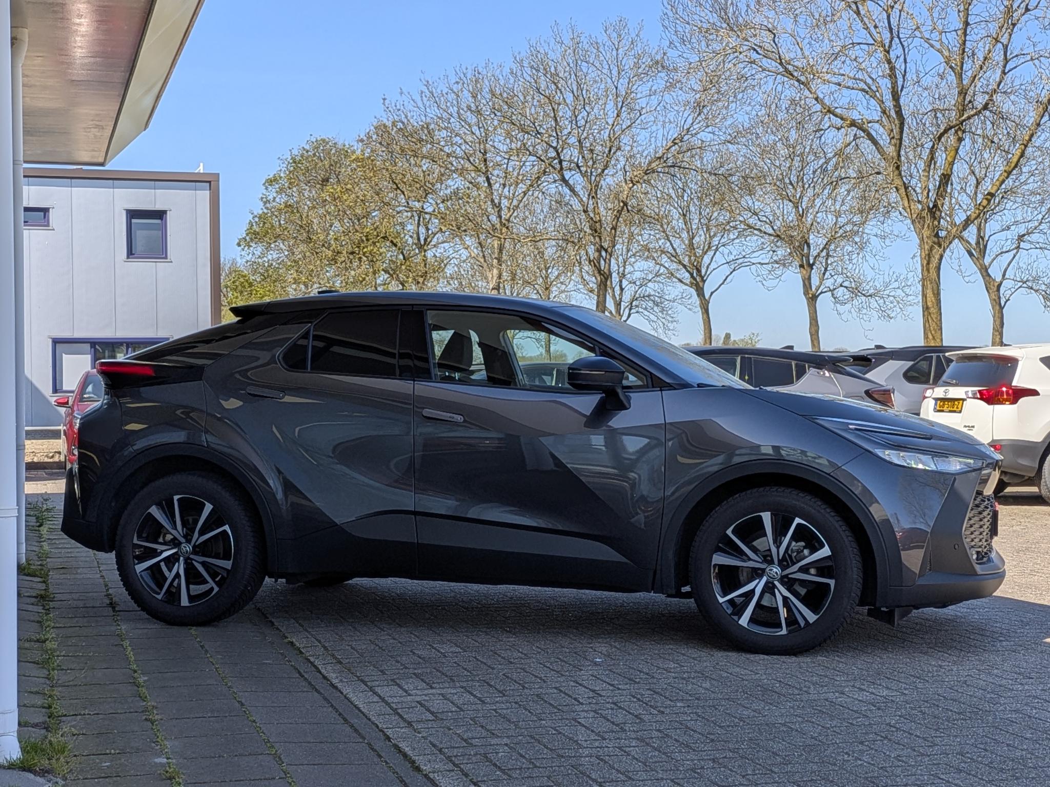 Foto van Toyota C-hr