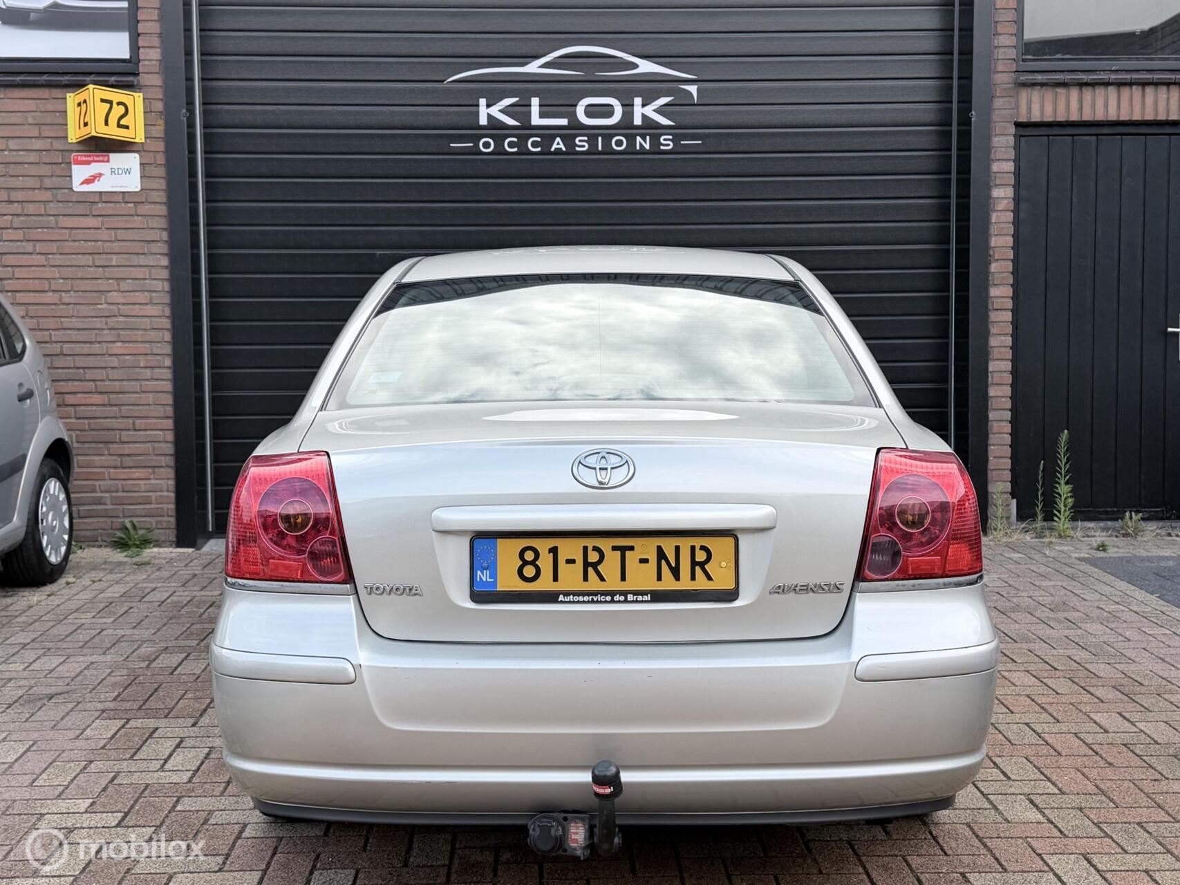 Foto van Toyota Toyota Avensis