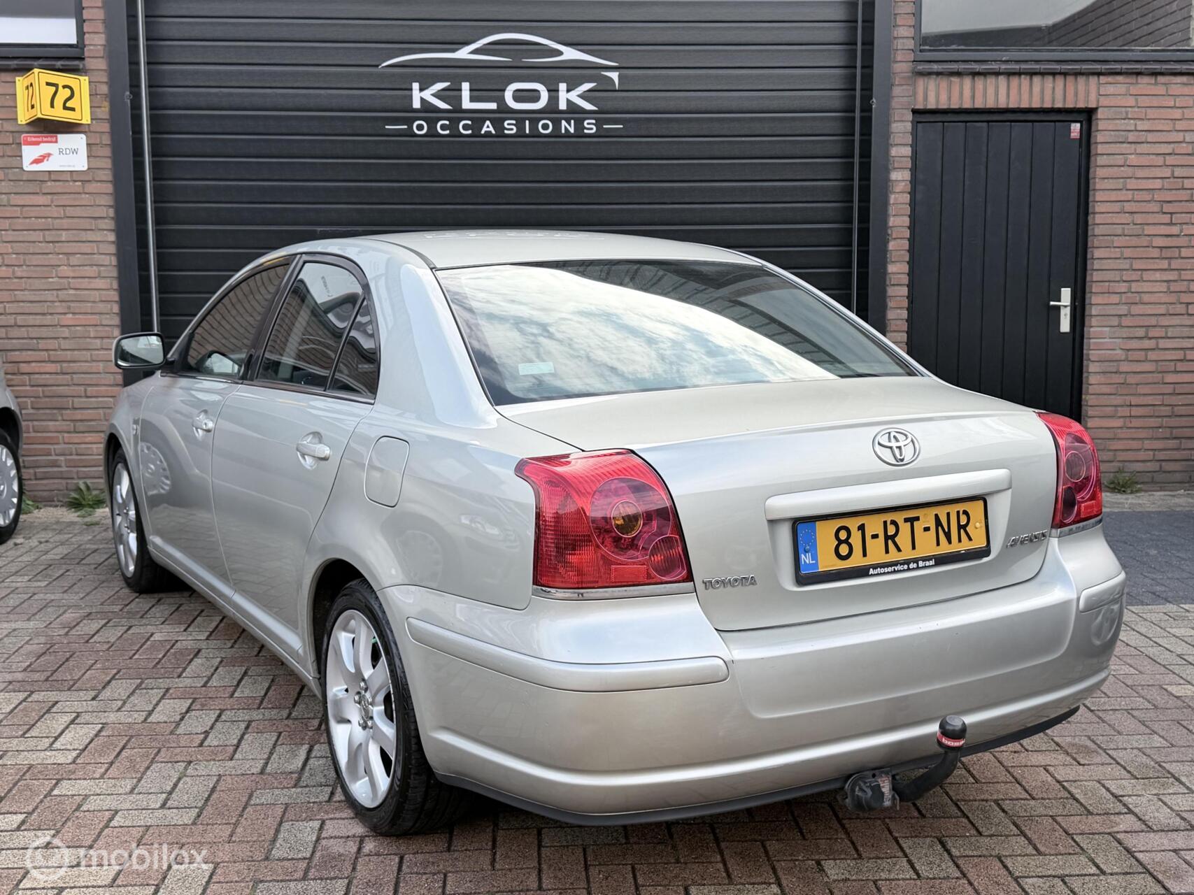 Foto van Toyota Toyota Avensis
