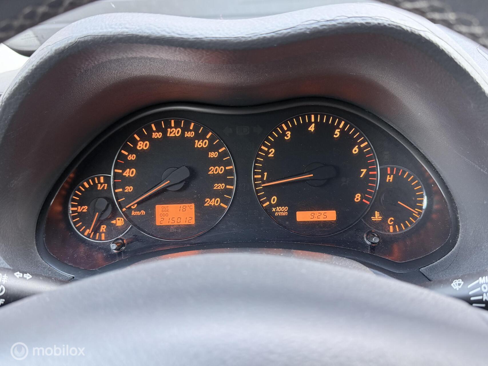 Foto van Toyota Toyota Avensis