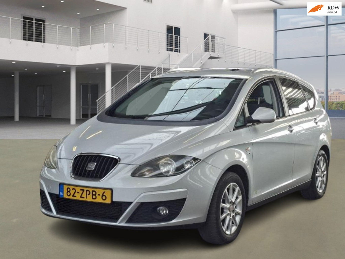 Seat Altea XL 1.2 TSI Businessline COPA NAVI PSENSOR TREKHAAK CRUISE 2 X SLEUTELS 2012 - voorkant