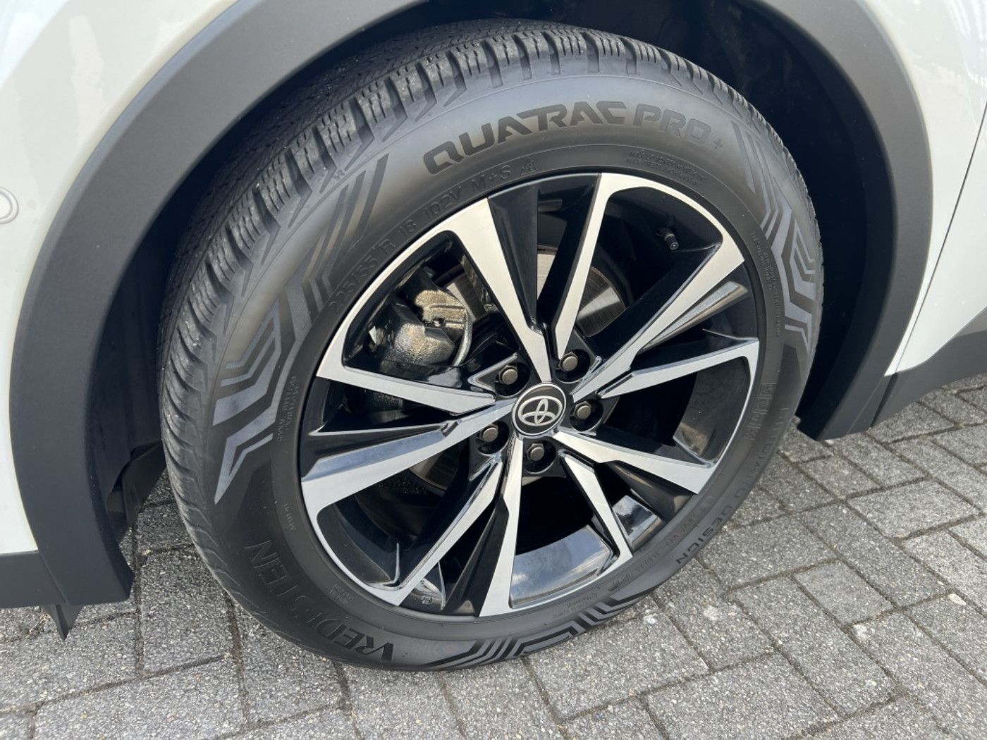 Foto van Toyota Toyota C-hr