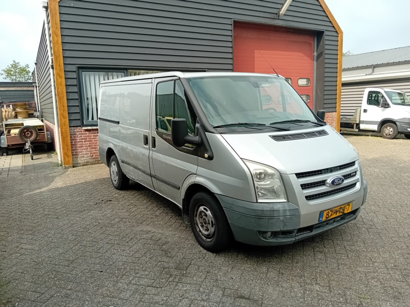 Foto van Ford Transit 260s FD Van 110 LR 4.23