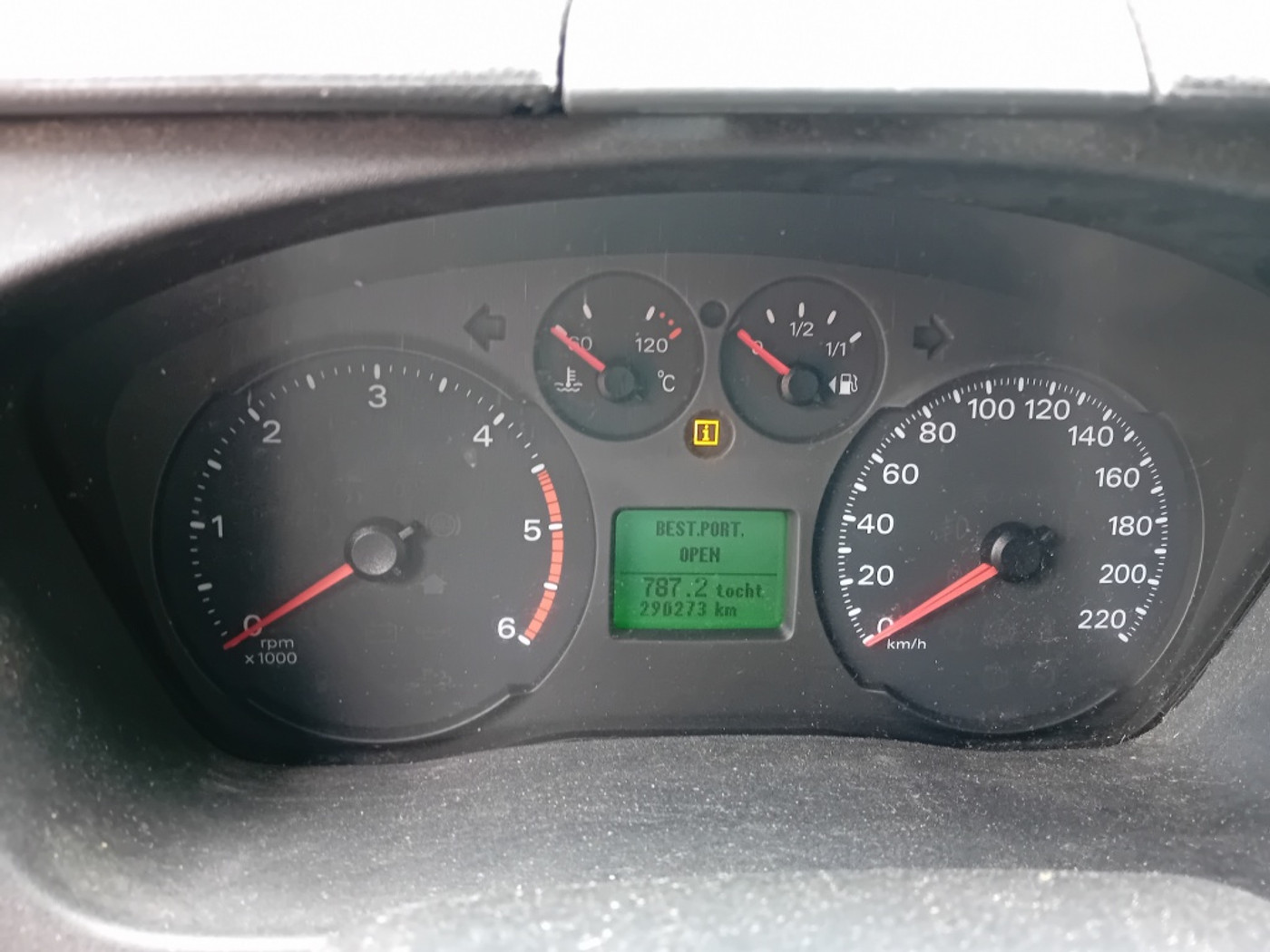 Foto van Ford Transit 260s FD Van 110 LR 4.23