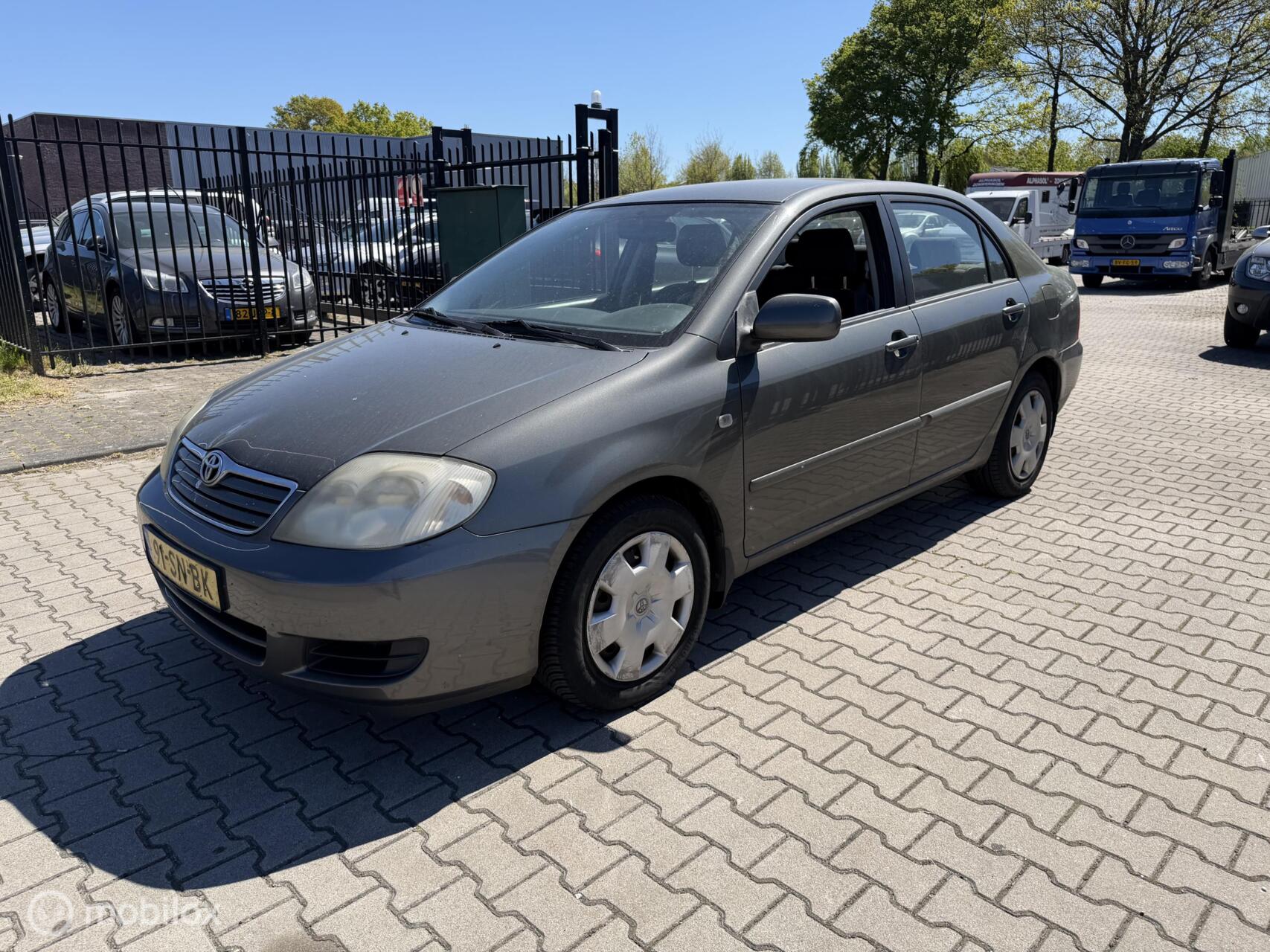 Toyota Toyota Corolla 1.6 VVT-i Terra dealer onderhouden 2006 - voorkant