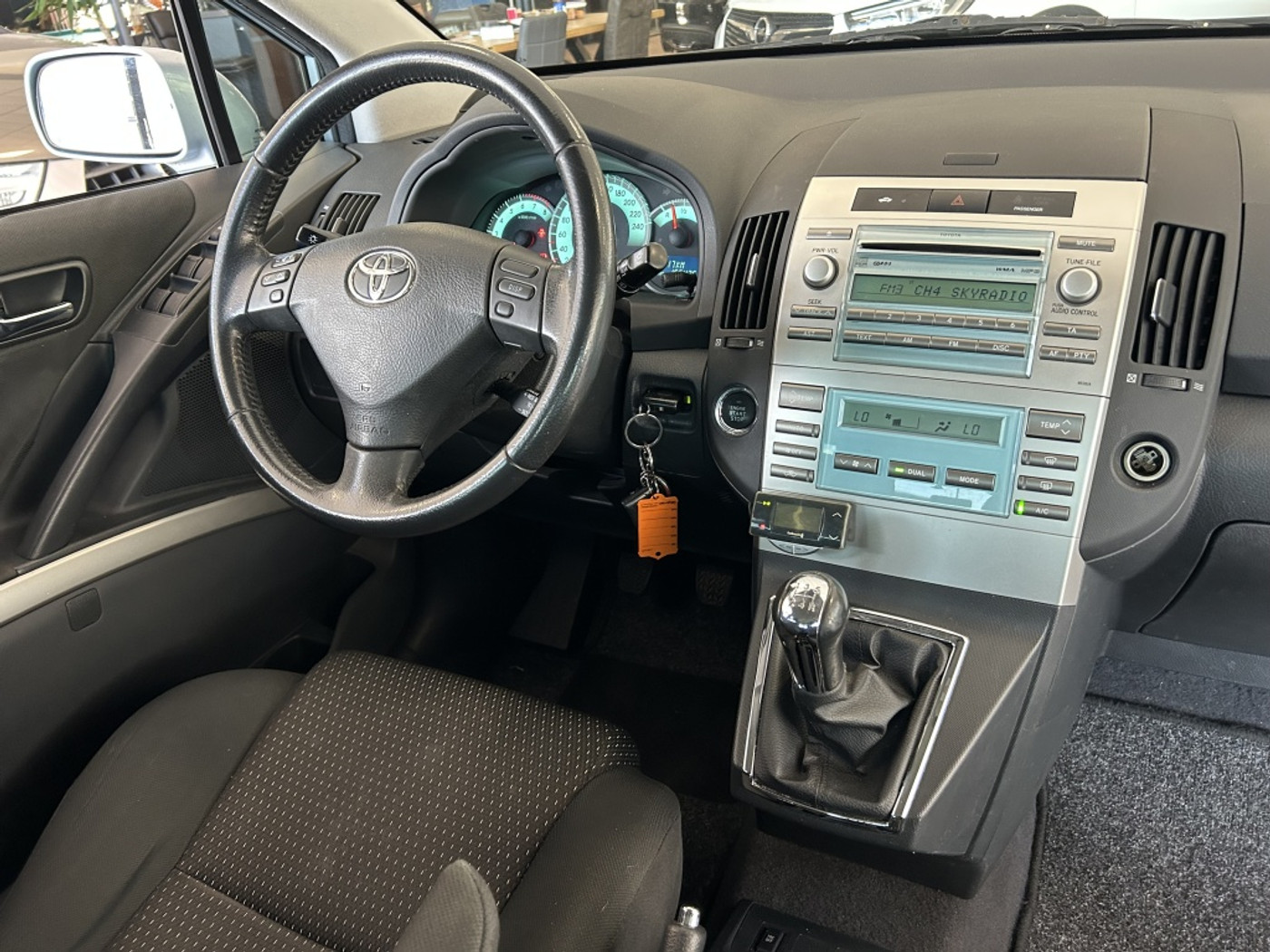 Foto van Toyota Toyota Corolla Verso
