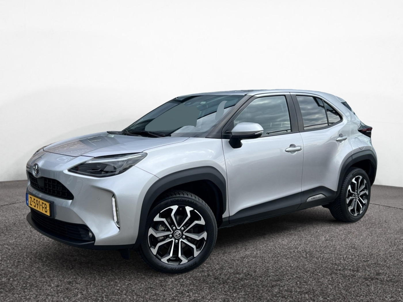 Toyota Toyota Yaris Cross 1.5 Hybrid Dynamic | all-seasonbanden | comfort pack 2024 - voorkant