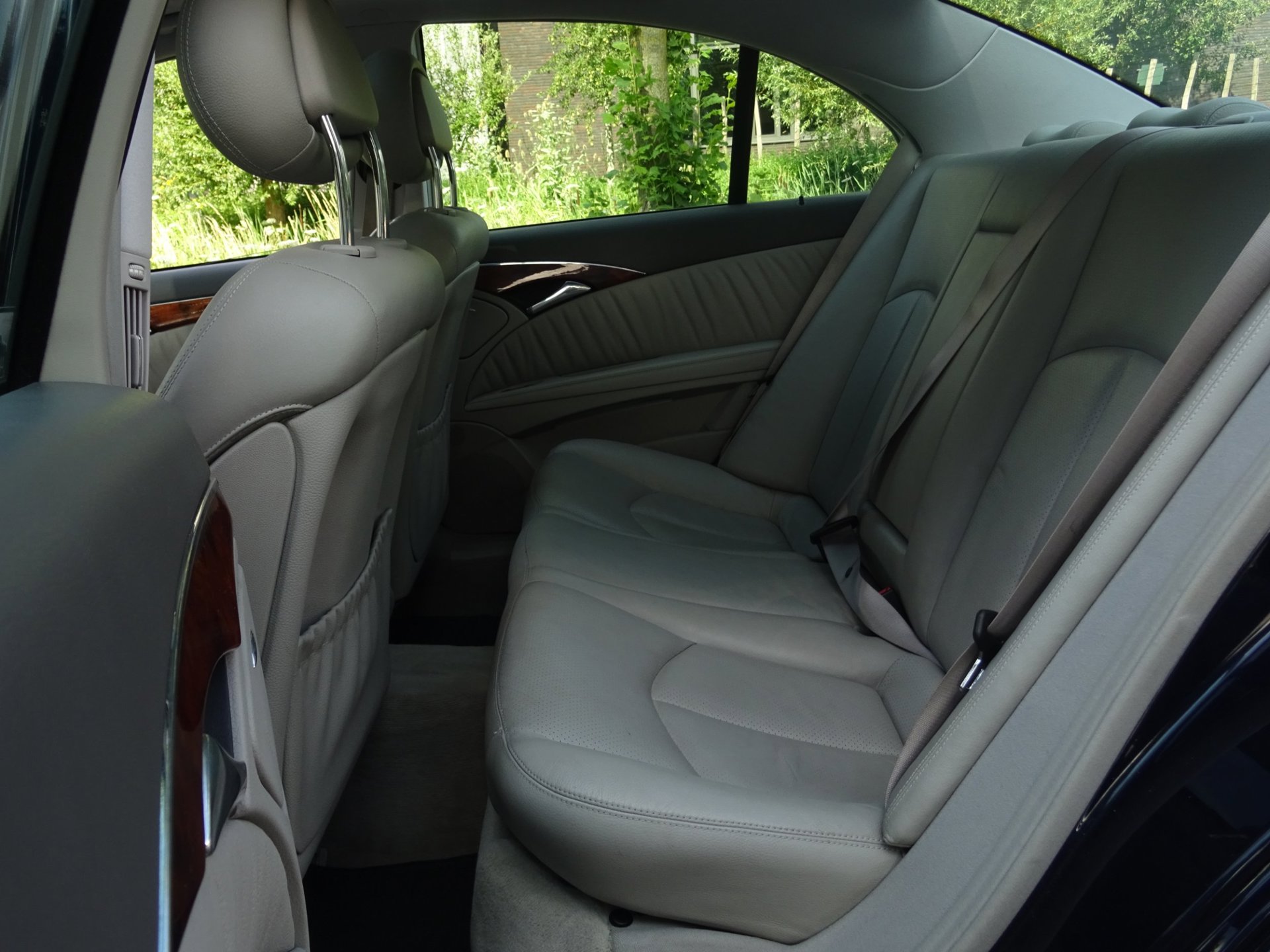 Foto van Mercedes-Benz E 320