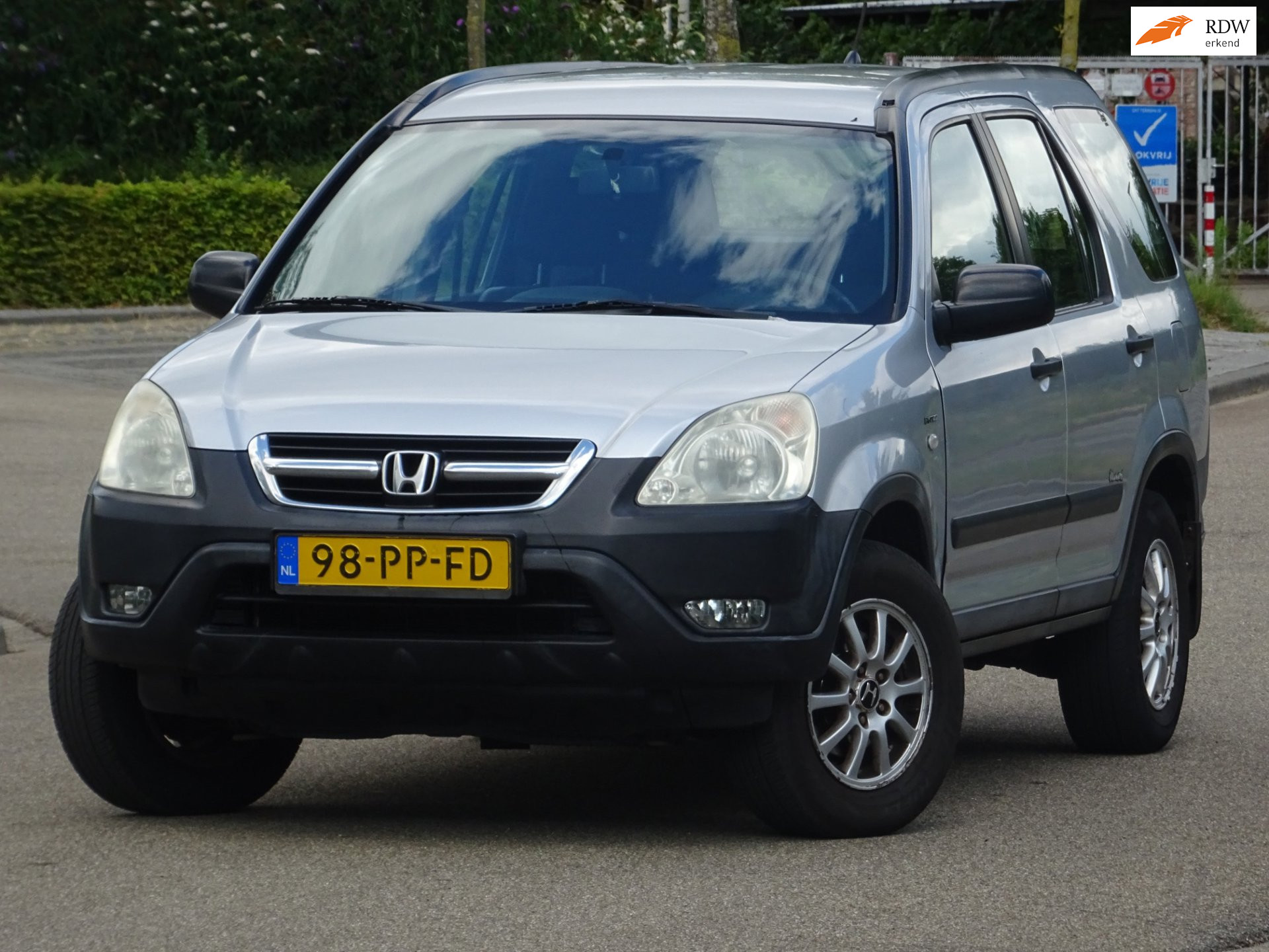 Honda Honda Cr-v 2.0i S BJ2004 NAP/AIRCO/TREKHAAK/ELEKRAM/APK 2027 2004 - voorkant