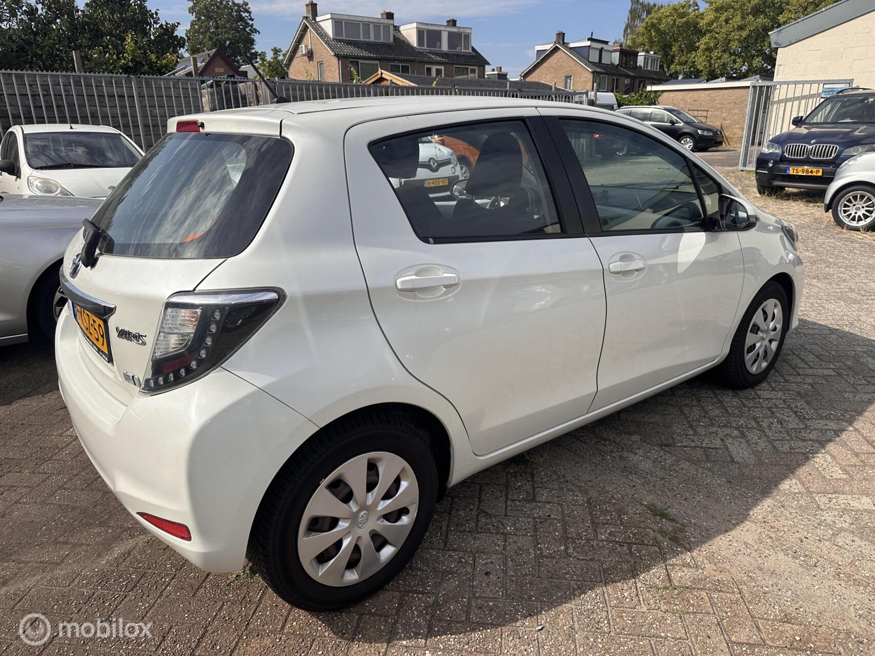 Foto van Toyota Toyota Yaris Hybrid