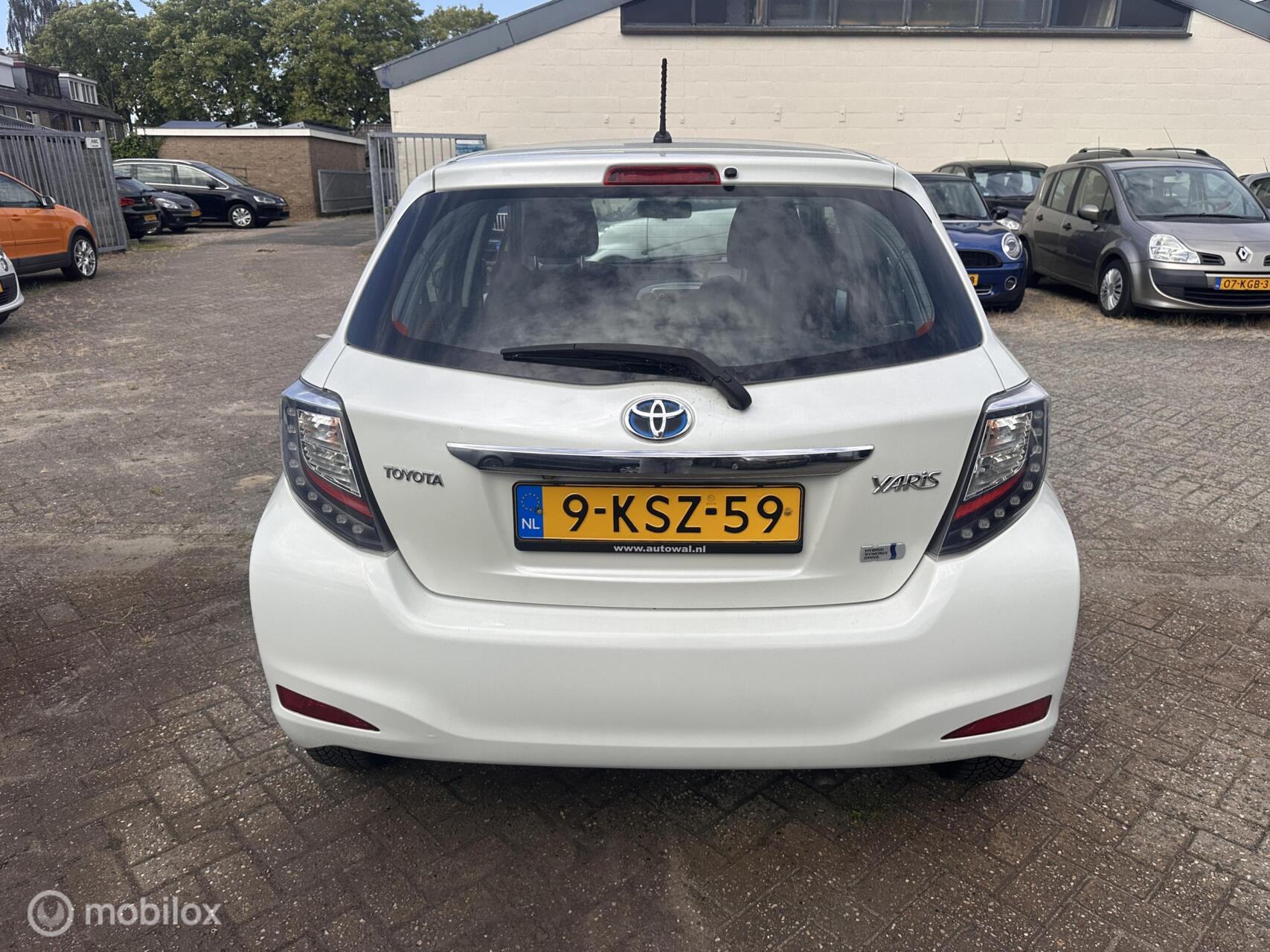 Foto van Toyota Toyota Yaris Hybrid