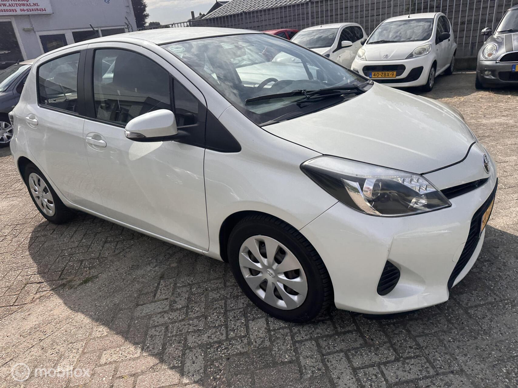 Foto van Toyota Toyota Yaris Hybrid
