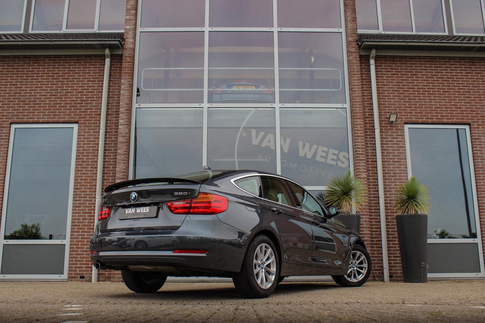 Foto van BMW 320i