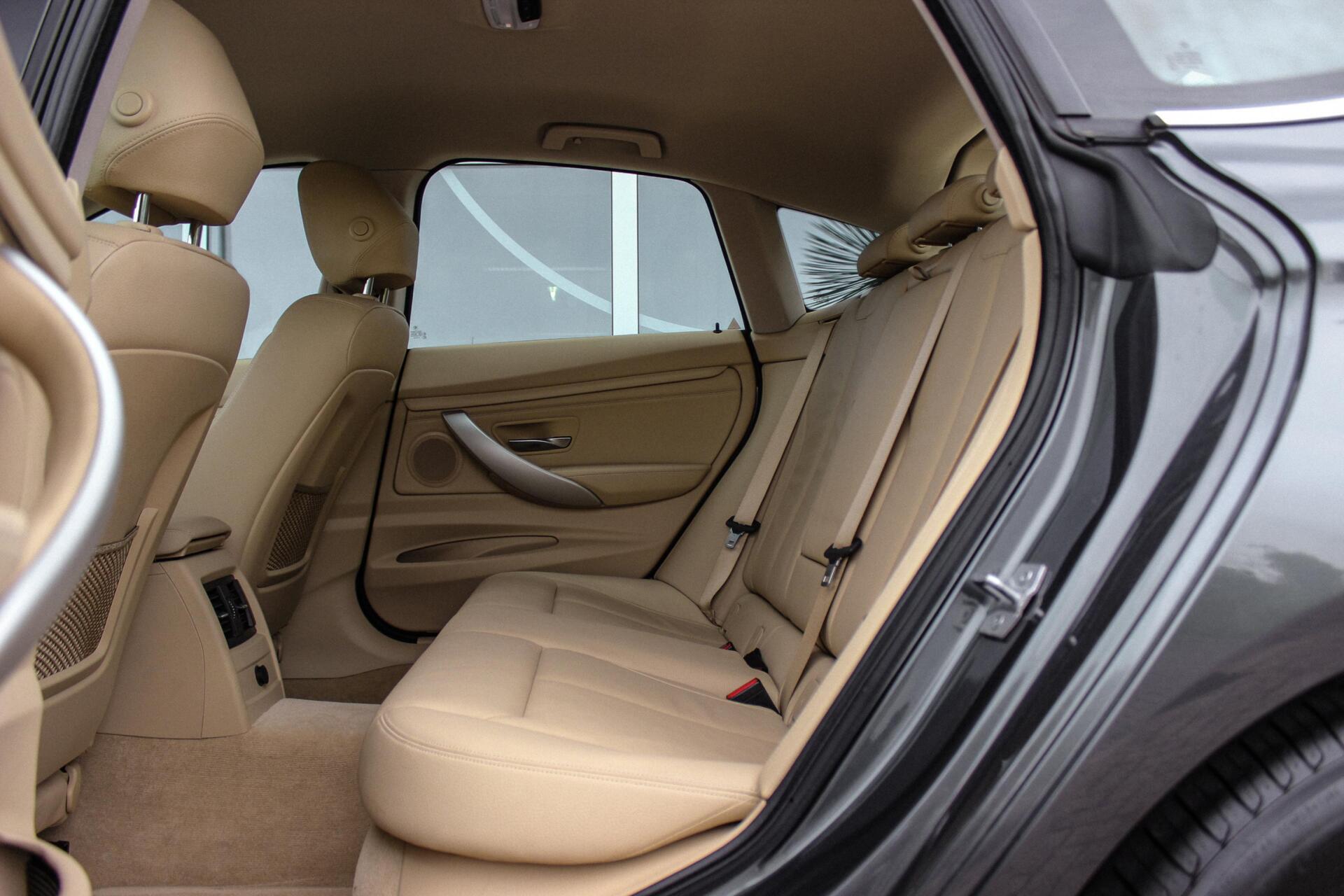 Foto van BMW 320i
