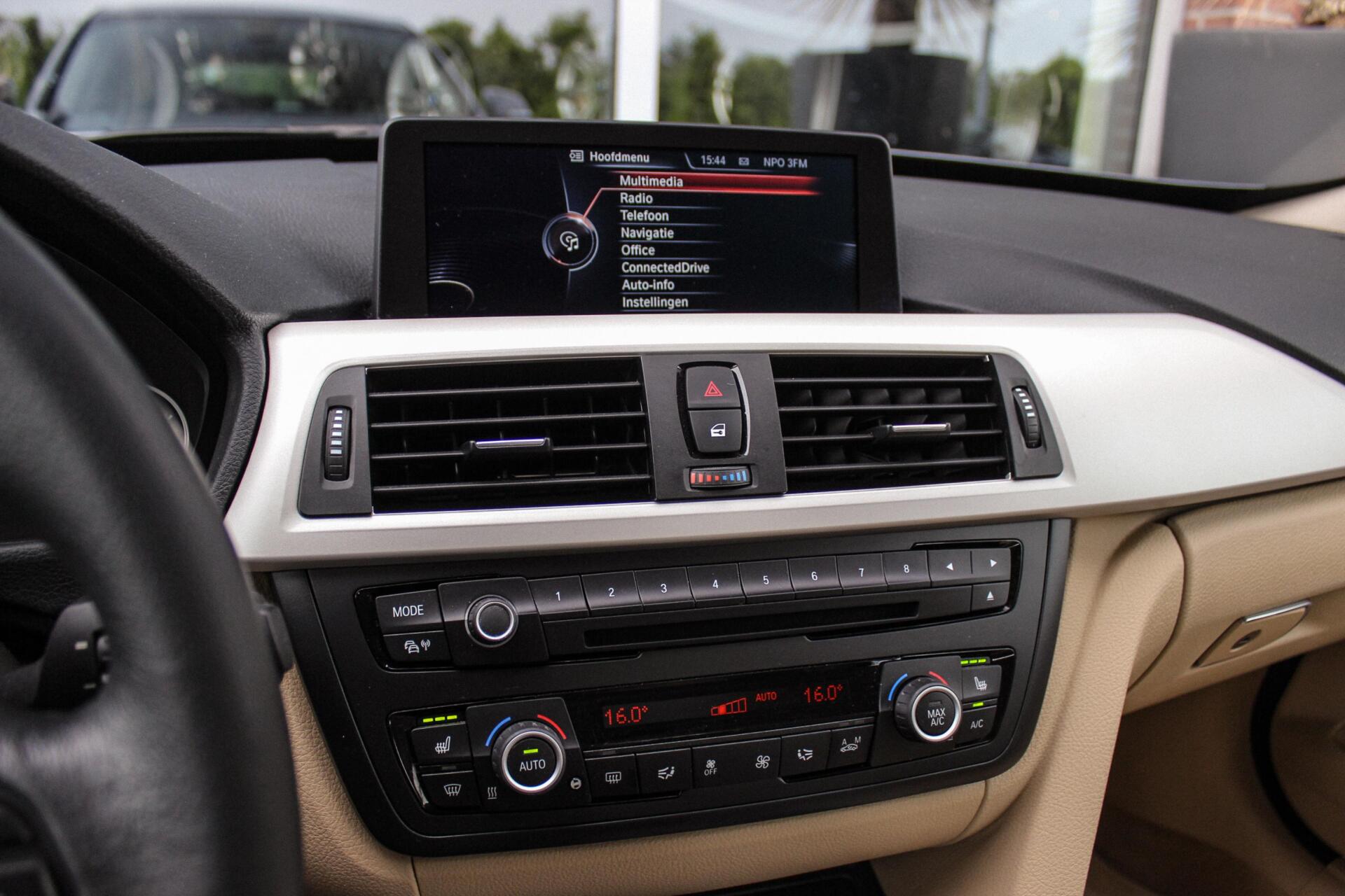 Foto van BMW 320i