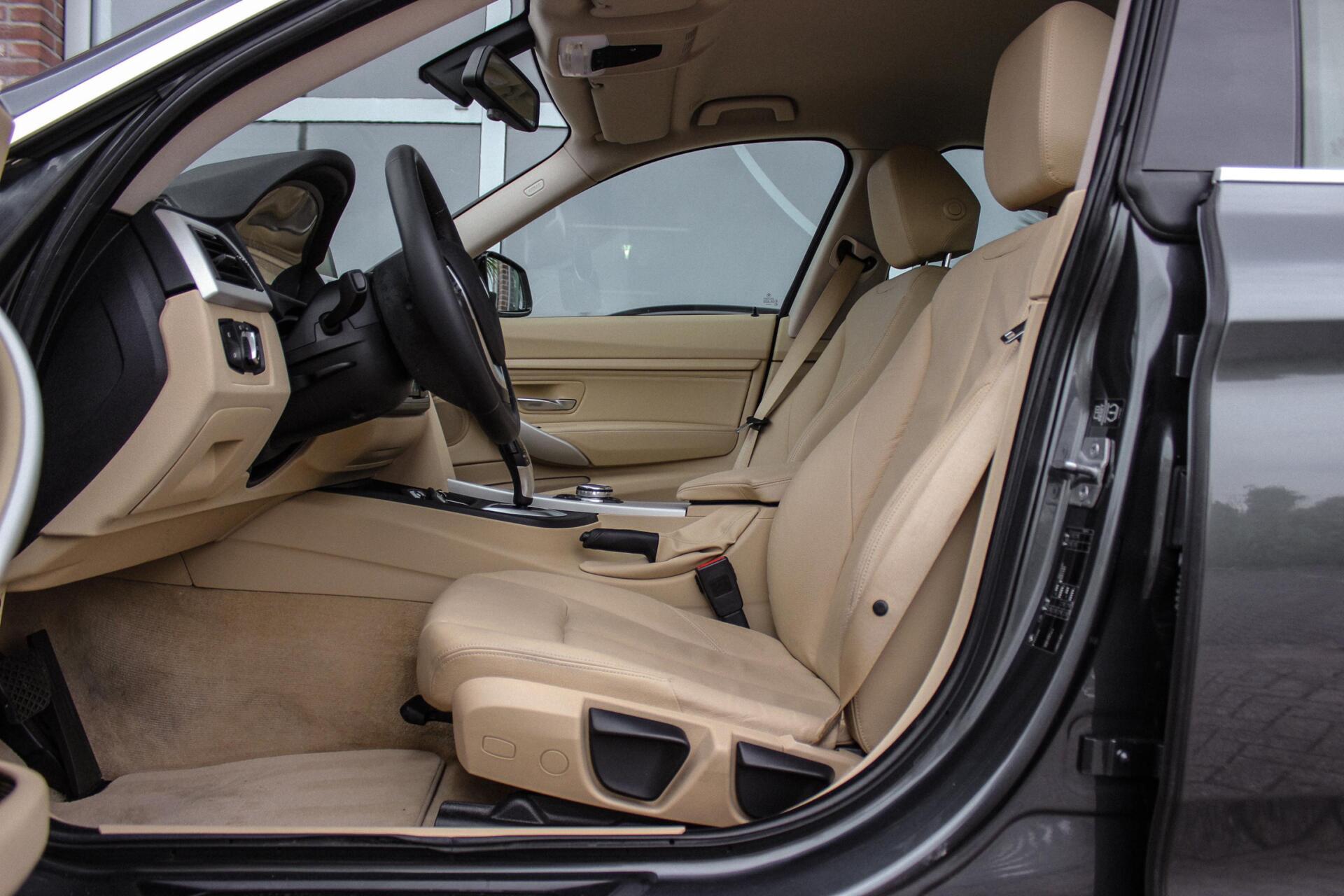 Foto van BMW 320i