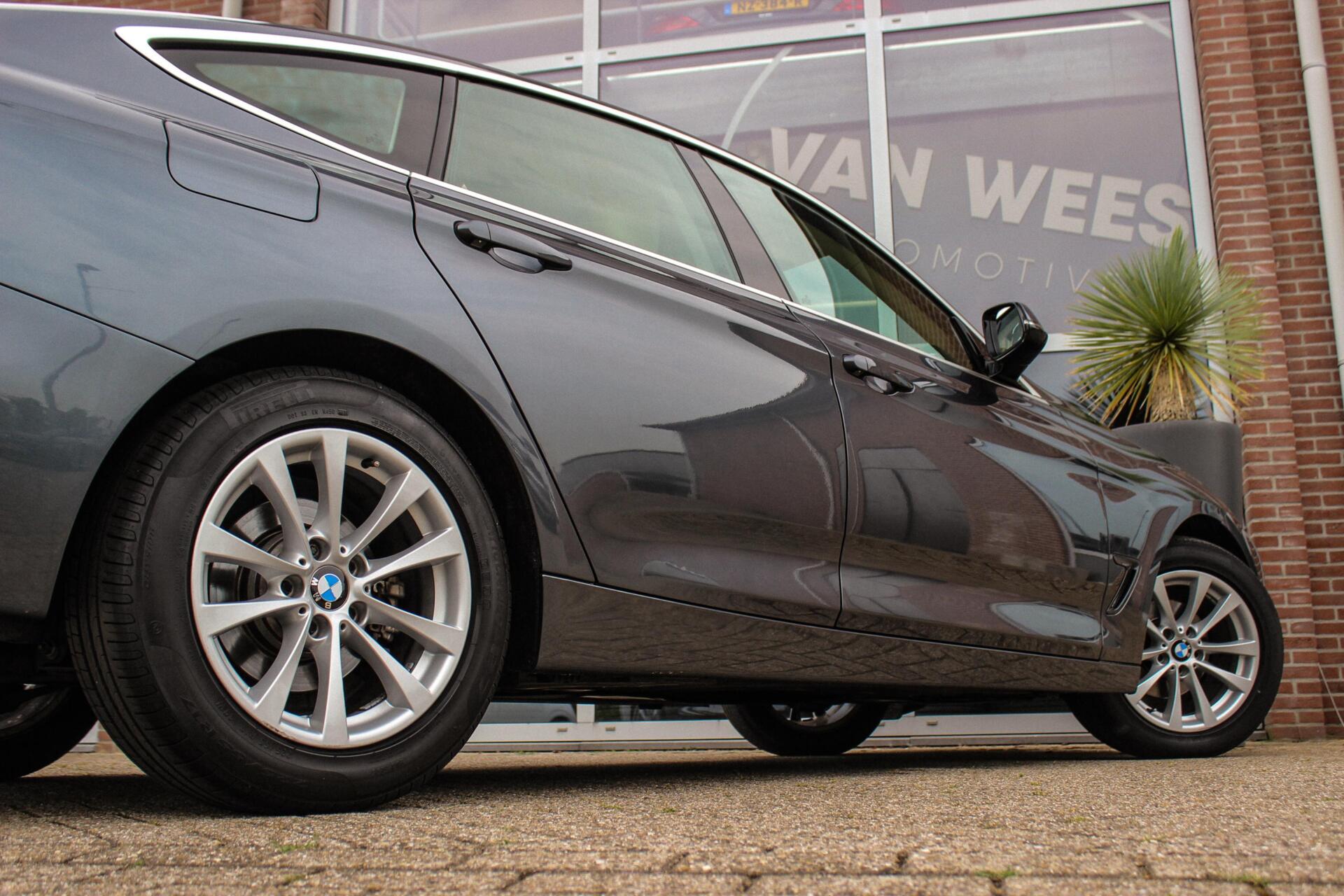 Foto van BMW 320i