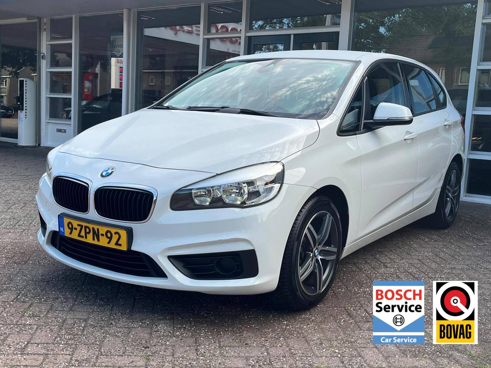 BMW 218i Active Tourer 218i Essential Camera, Cruise control, Bluetooth, LM.. 2015 - voorkant