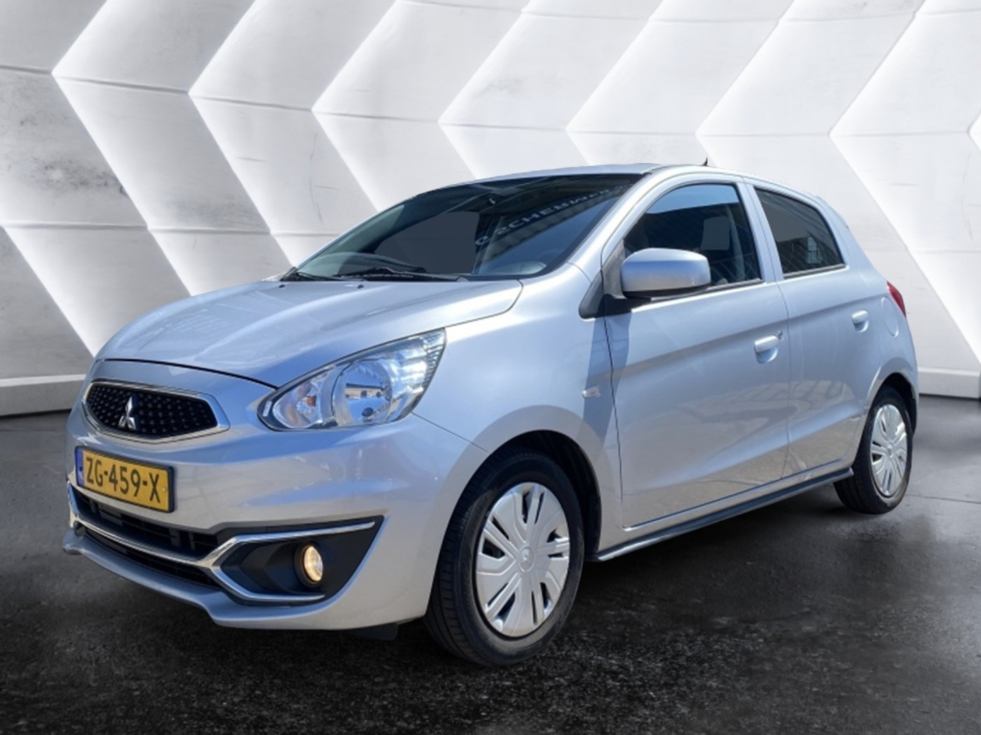 Mitsubishi Mitsubishi Space Star 1.0 Cool+ 2019 - voorkant