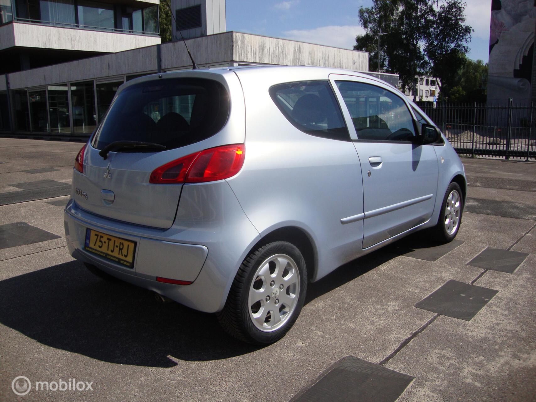 Foto van Mitsubishi Mitsubishi Colt
