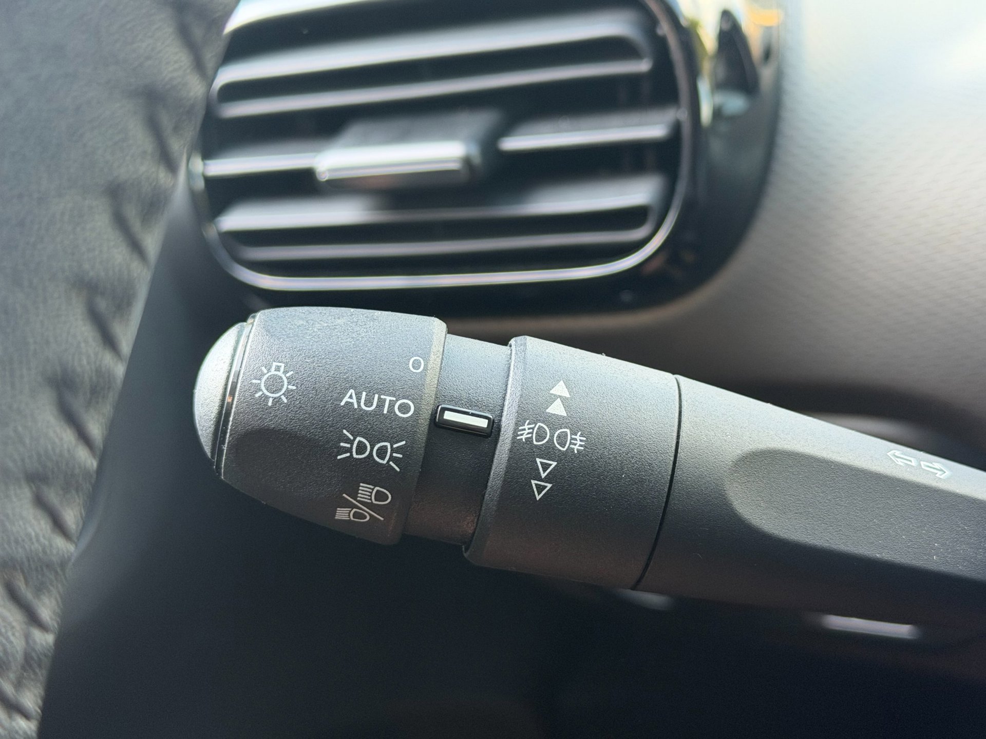 Foto van Citroen C4 Cactus