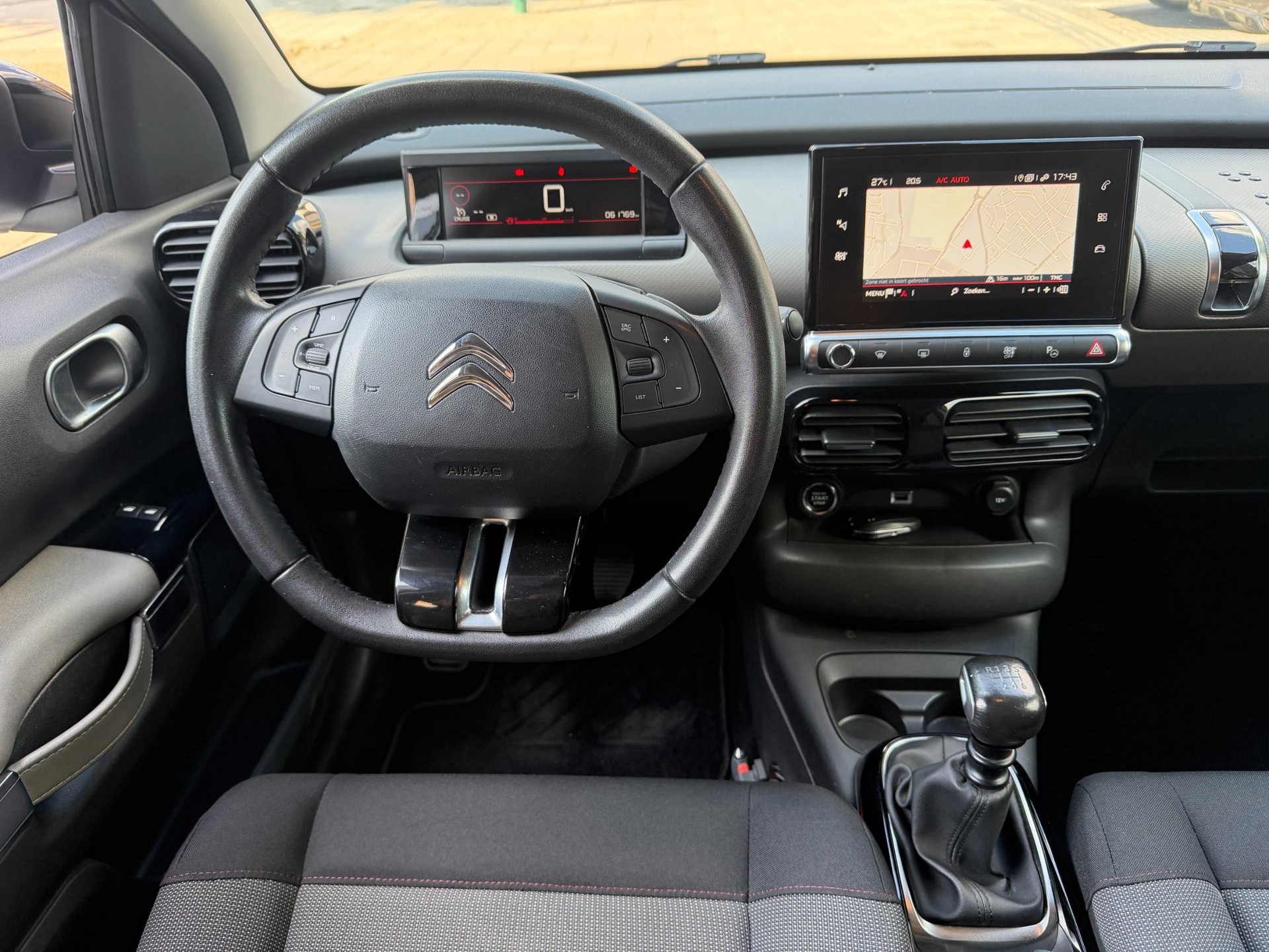 Foto van Citroen C4 Cactus