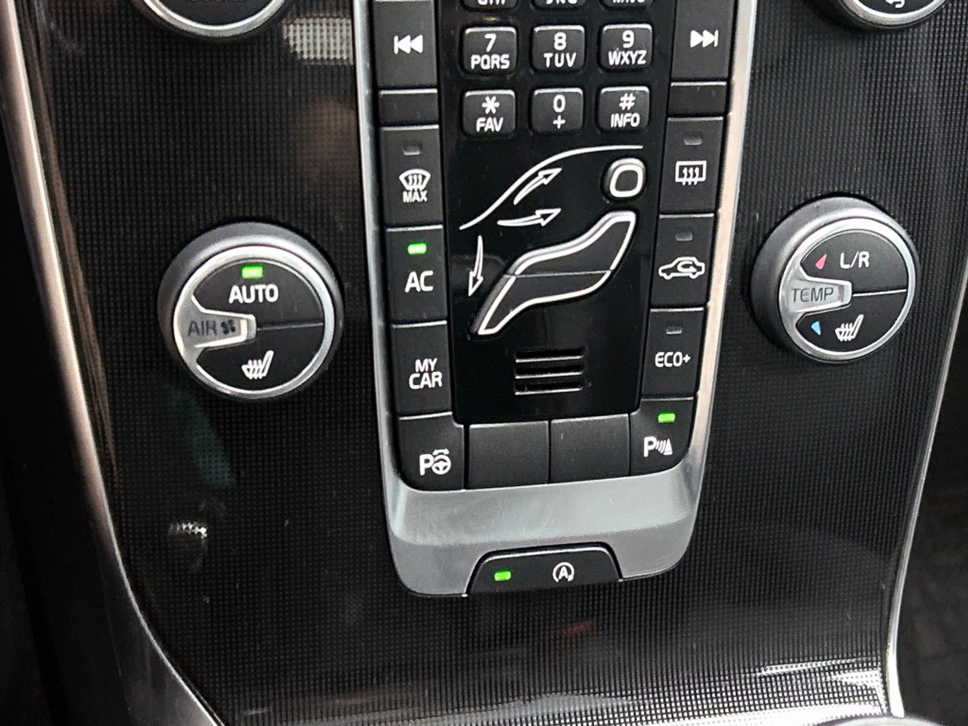 Foto van Volvo V40 Cross Country