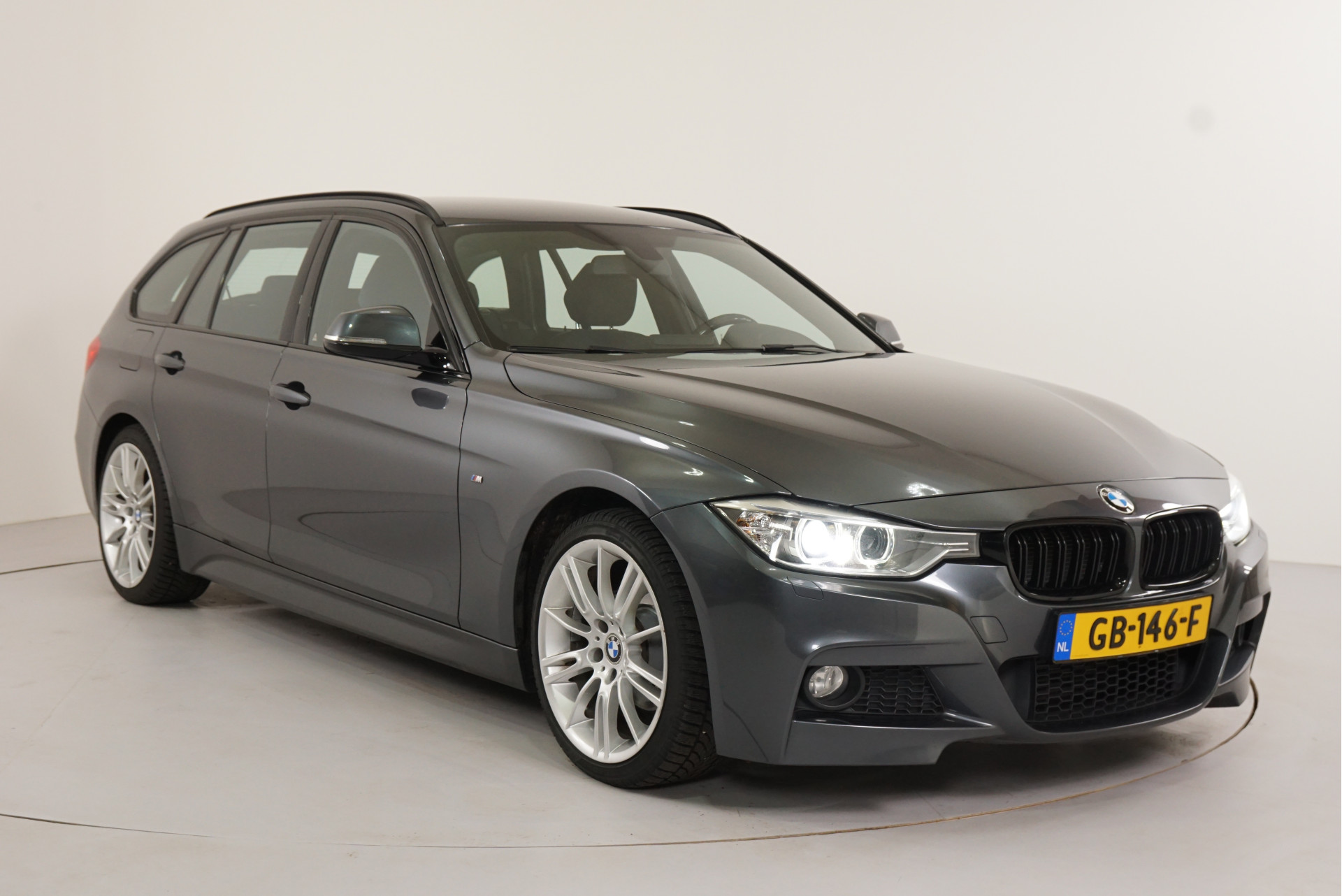 Foto van BMW 320i