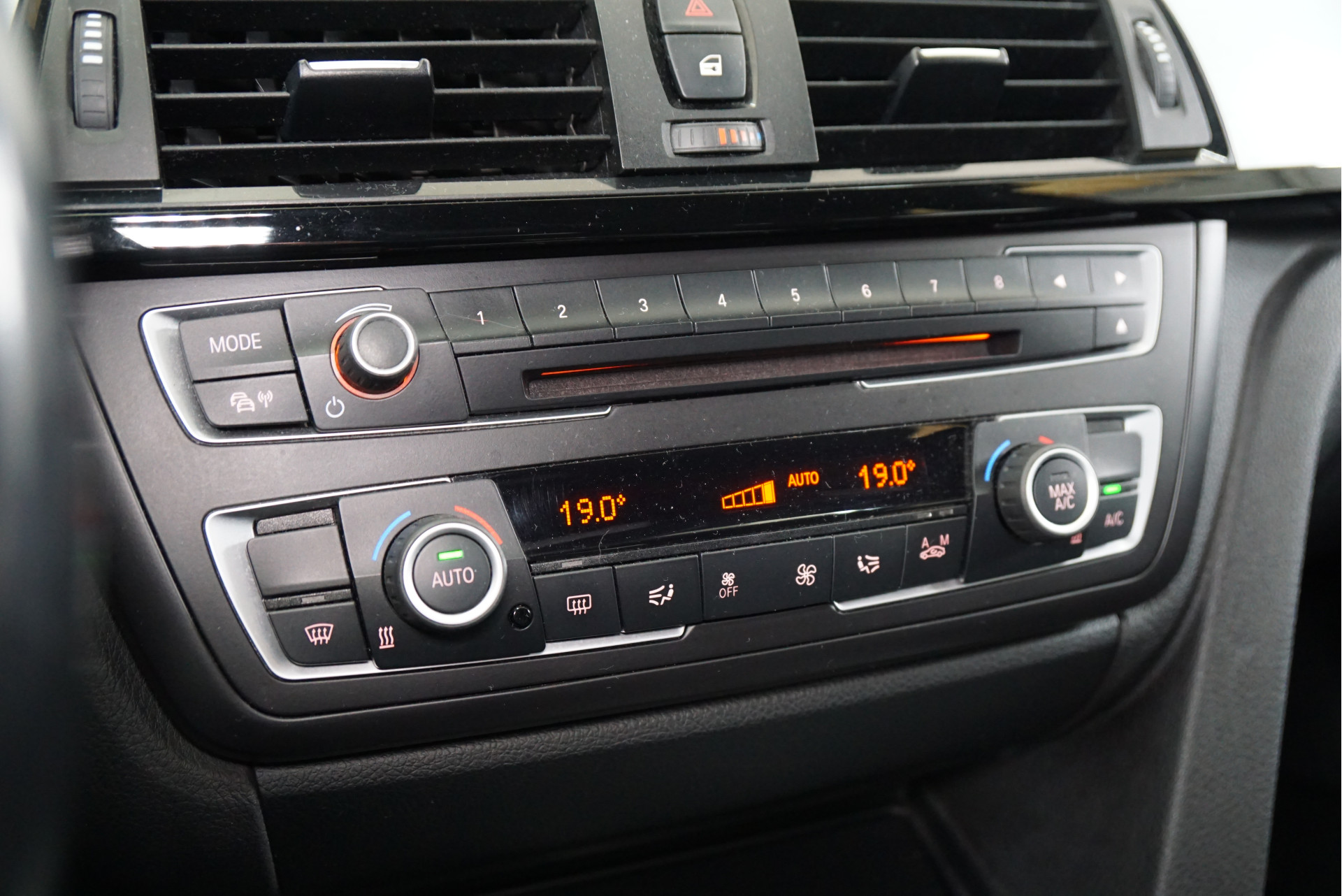 Foto van BMW 320i