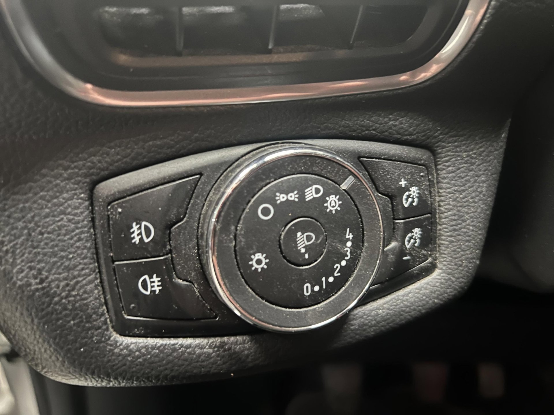 Foto van Ford B-max