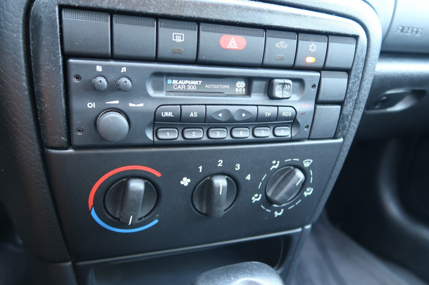 Foto van Opel Vectra-b-cc