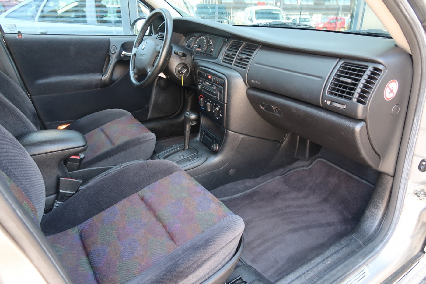 Foto van Opel Vectra-b-cc