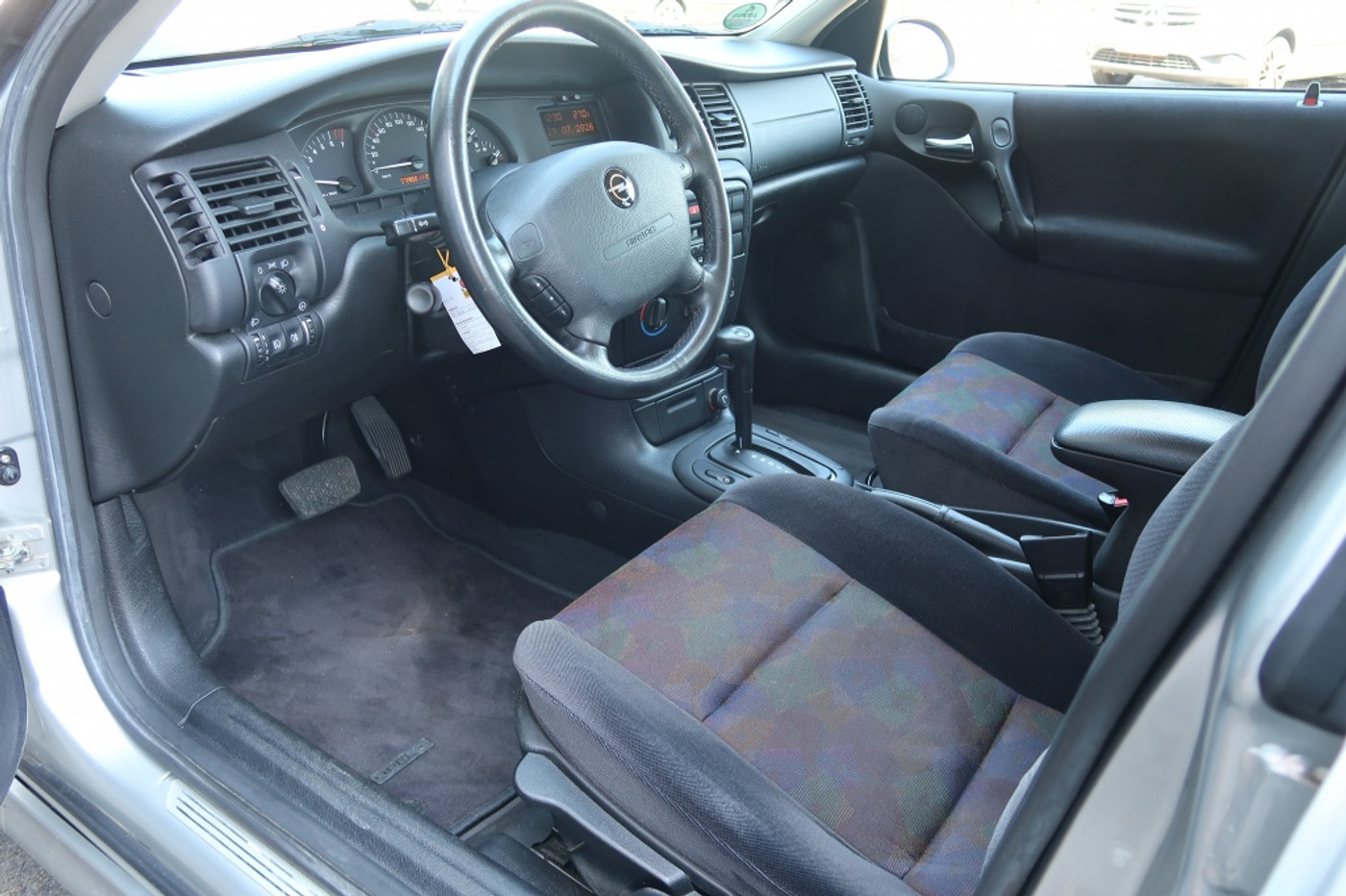 Foto van Opel Vectra-b-cc