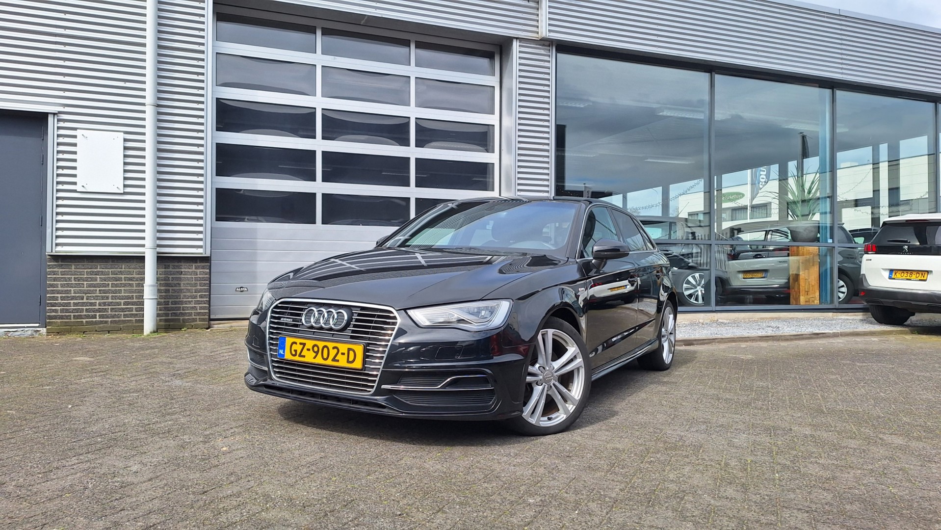 Foto van Audi A3 Sportback E-tron